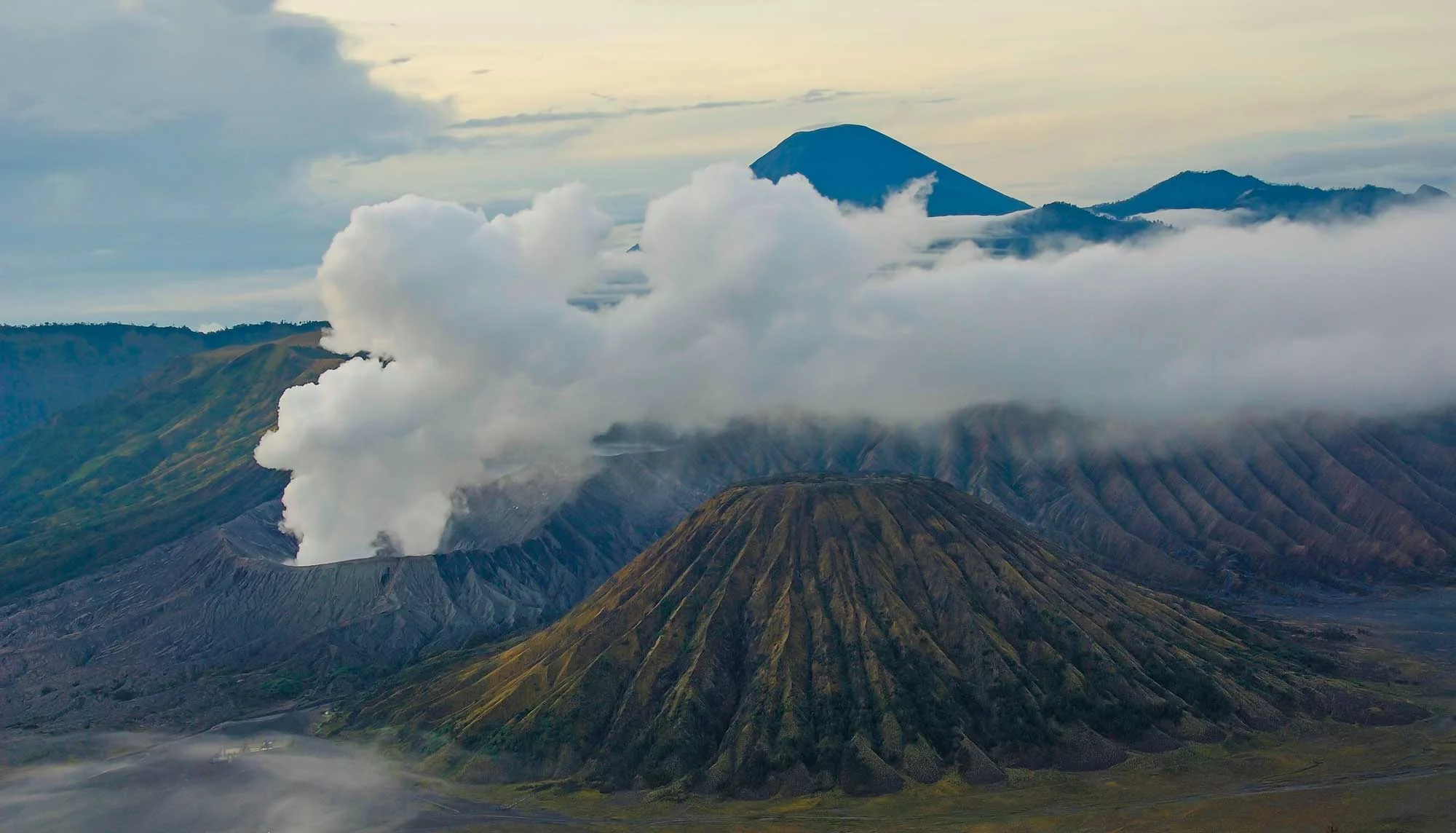 20091227_Mt.-Bromo_D1_DSC0210.jpg