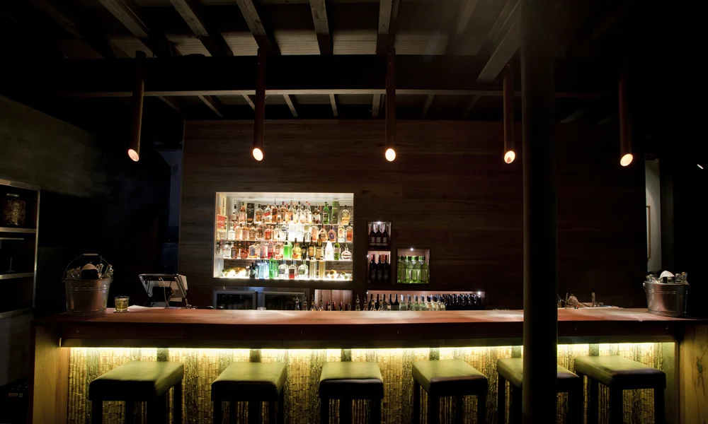 BAR+1_240.jpeg