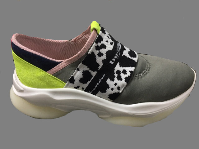 3shoe.jpg