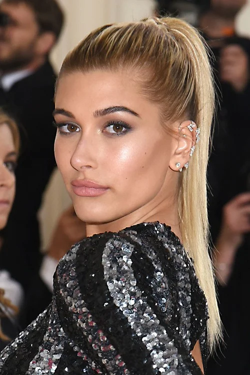 hailey-baldwin-hair-24-500x750.jpg