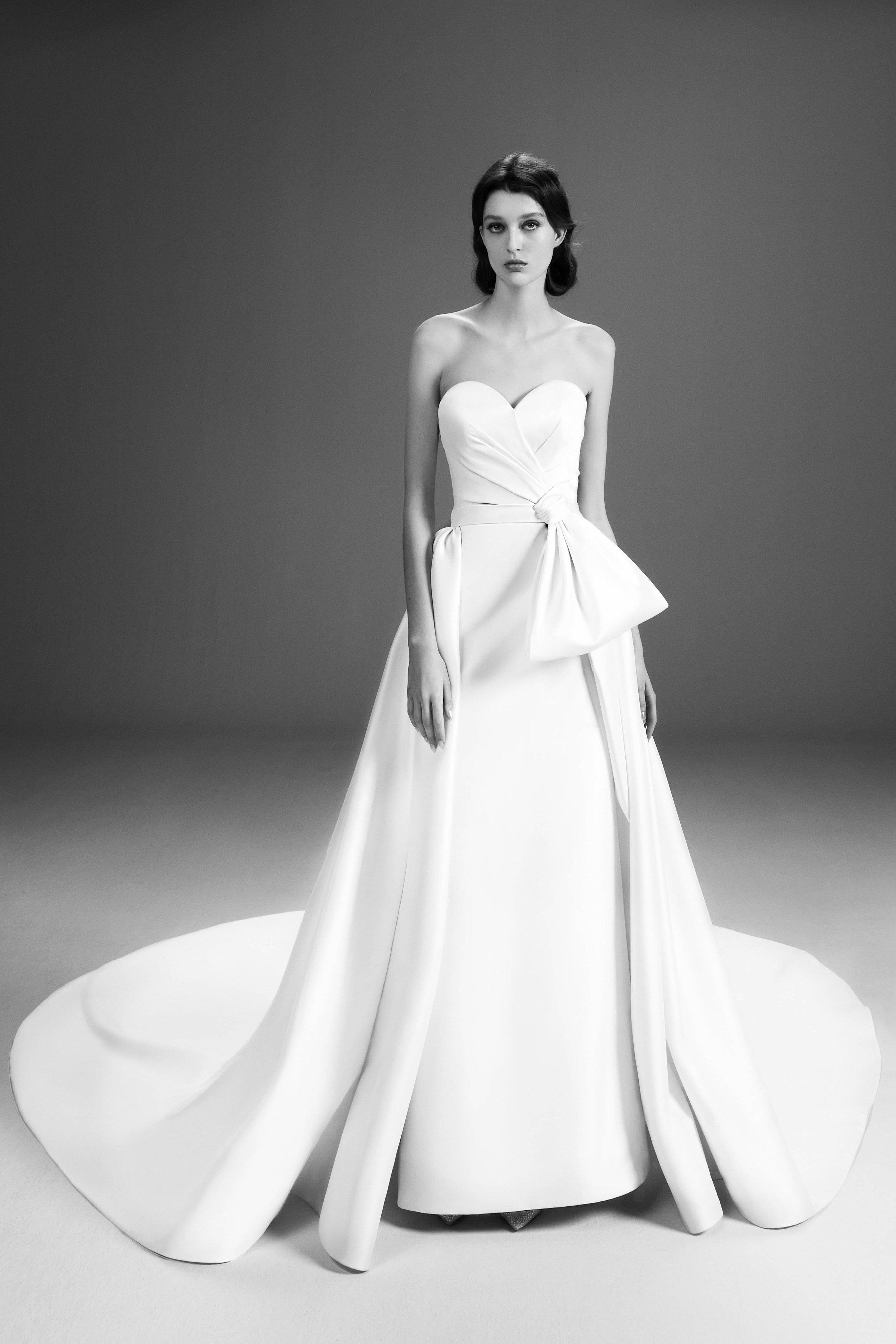 Unveiled Viktor&Rolf Mariage SS24 collection — everAFTER magazine