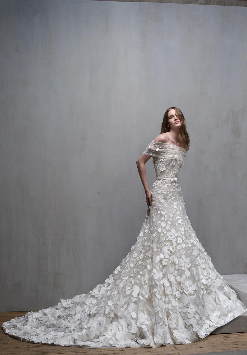 ELIESAABBRIDALFW26LOOK_15.webp