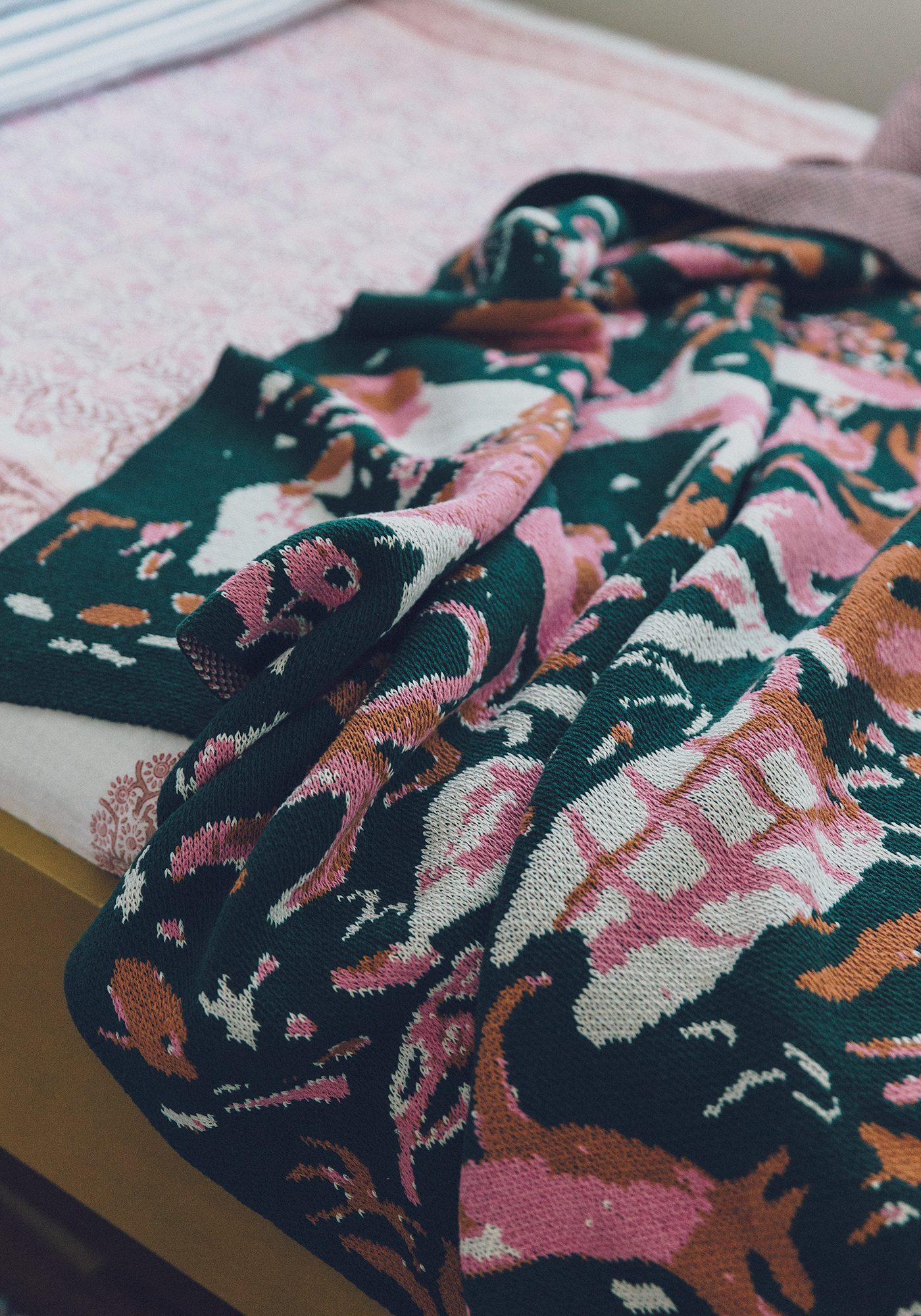 STUDARUS_160724GOOD_Blankets_LS1_0876.png