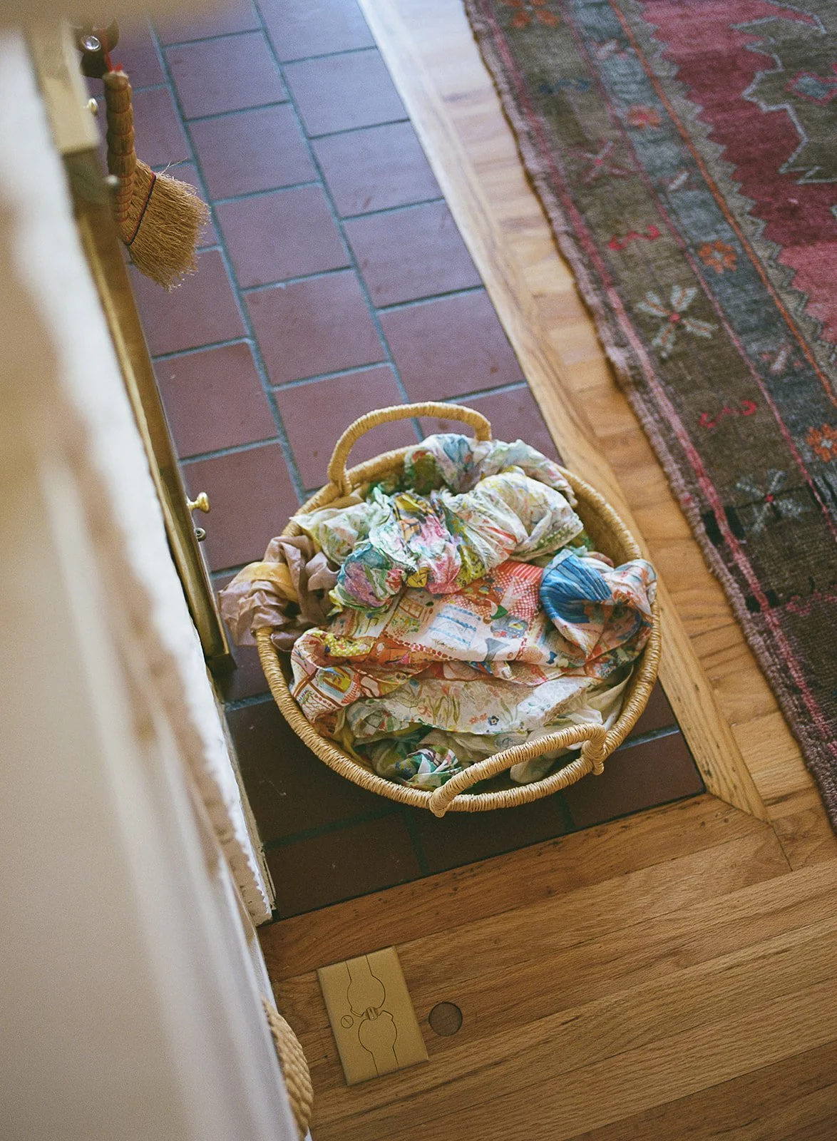 HillerySproatt_PortlandArtist_Portrait_HollyHursleyPhoto_Film-29.jpg