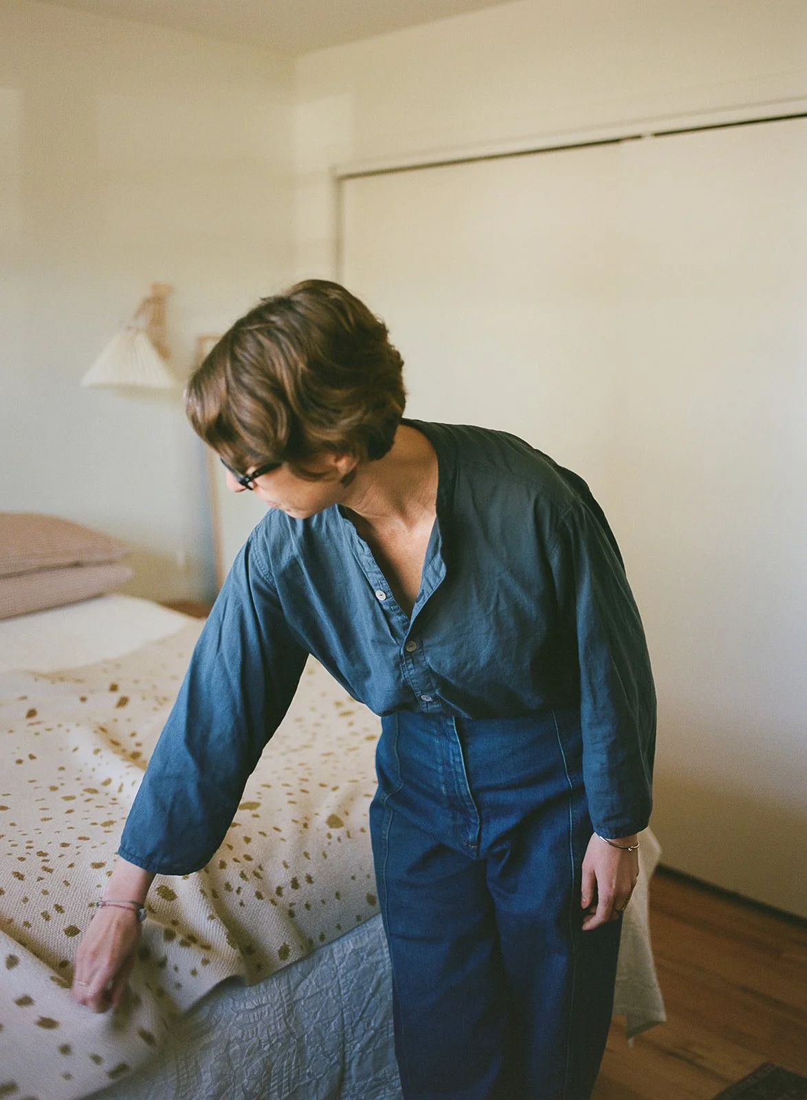 HillerySproatt_PortlandArtist_Portrait_HollyHursleyPhoto_Film-22.jpg