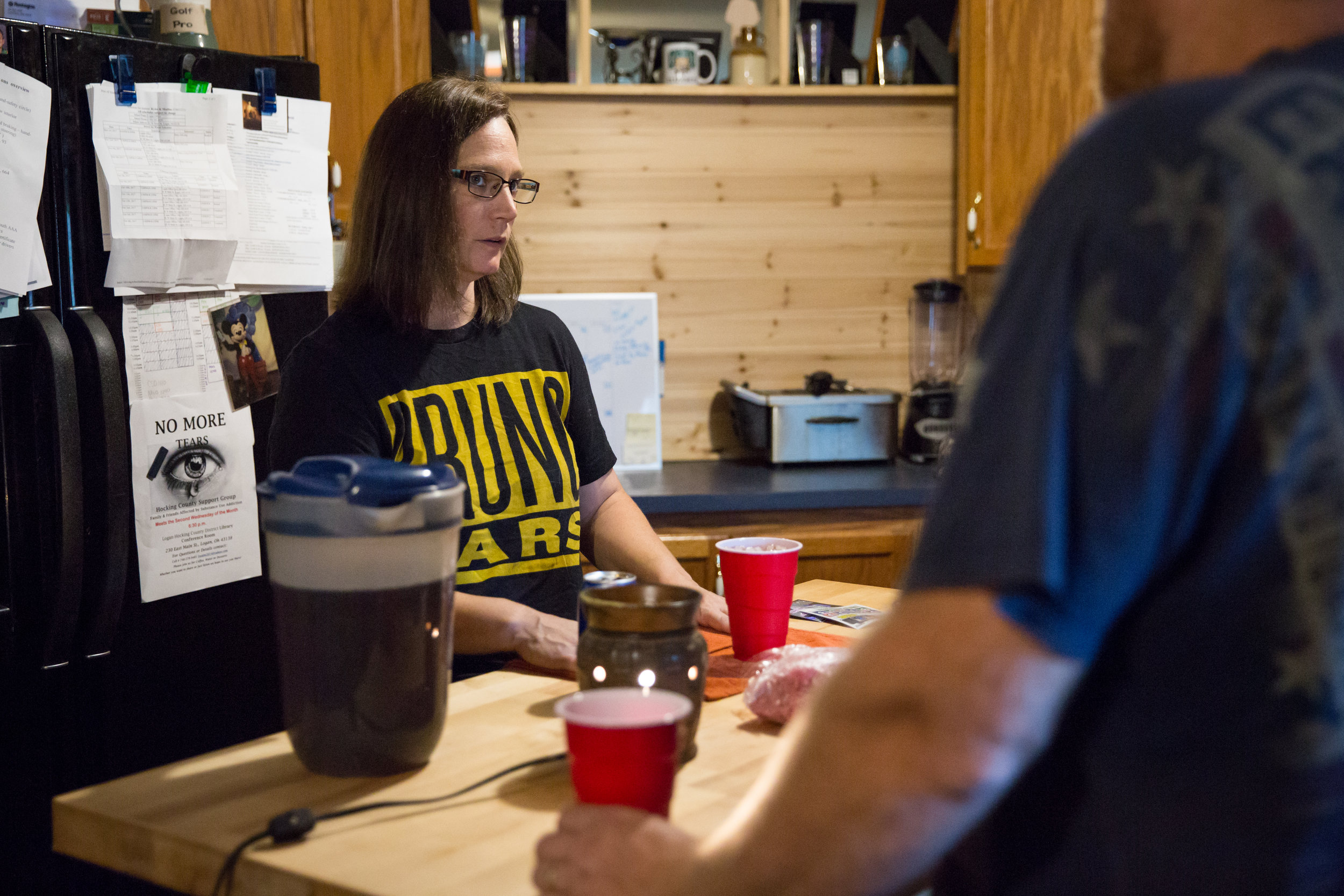  Missy and Jim talk about a support group meeting that Missy attended the night before, which was run by Misty Swaim. Missy found a great amount of relief and guidance from talking to another mother of an addict, and she plans to hold a family meetin