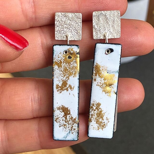 --A R T I S T &nbsp;S U P P O R T &nbsp;P L E D G E--
.
Next offering for the @artistsupportpledge are a few variations of my signature burnt blue enamel and 24c gold leaf earrings. (Excuse the model- best I got these days)
Usually &pound;145 now all