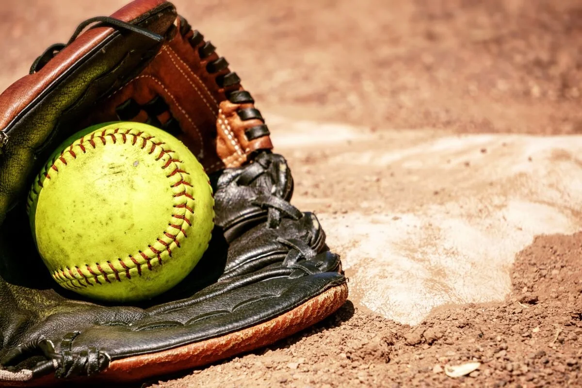 men's softball