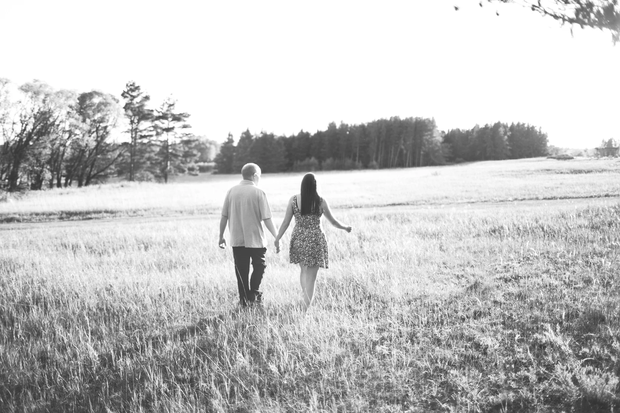 Amanda + Jason - Engagement at Birds Hill Park