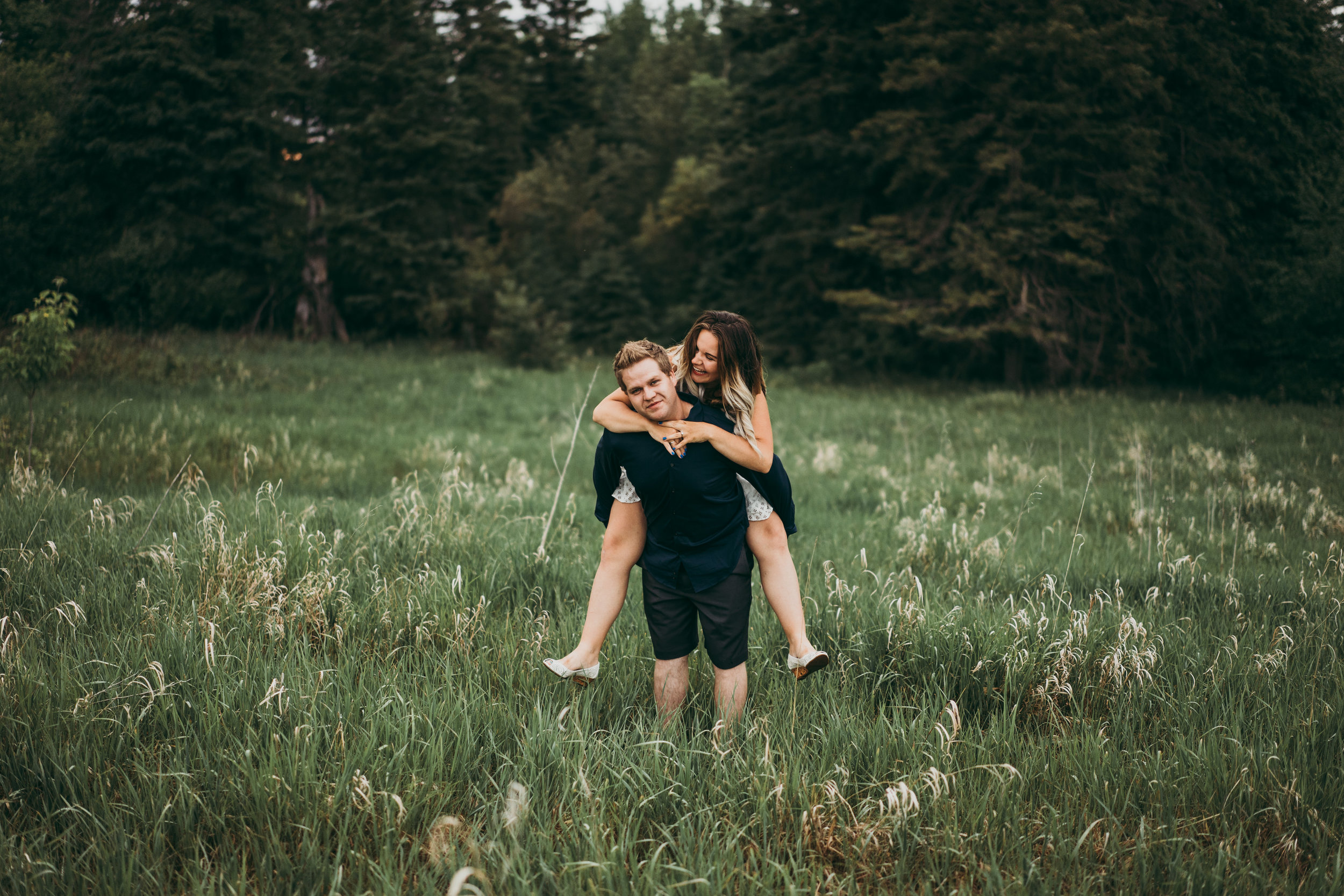 HaileyLeightonEngagementBirdsHillPark-0145.jpg