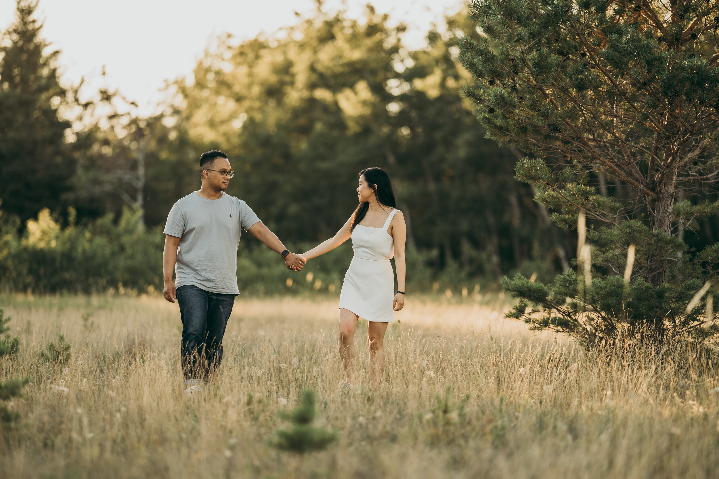 MB - Birds Hill Park Engagement-159.jpg