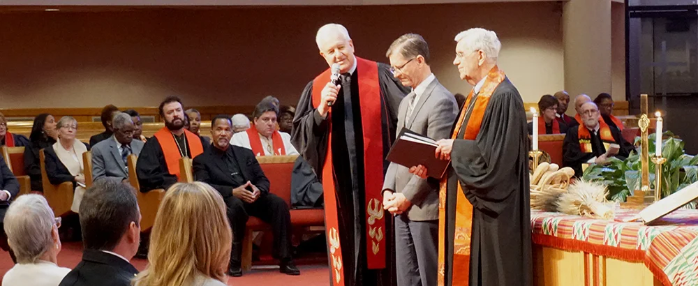 Dorhauer inspired, charged by three-congregation installation service.