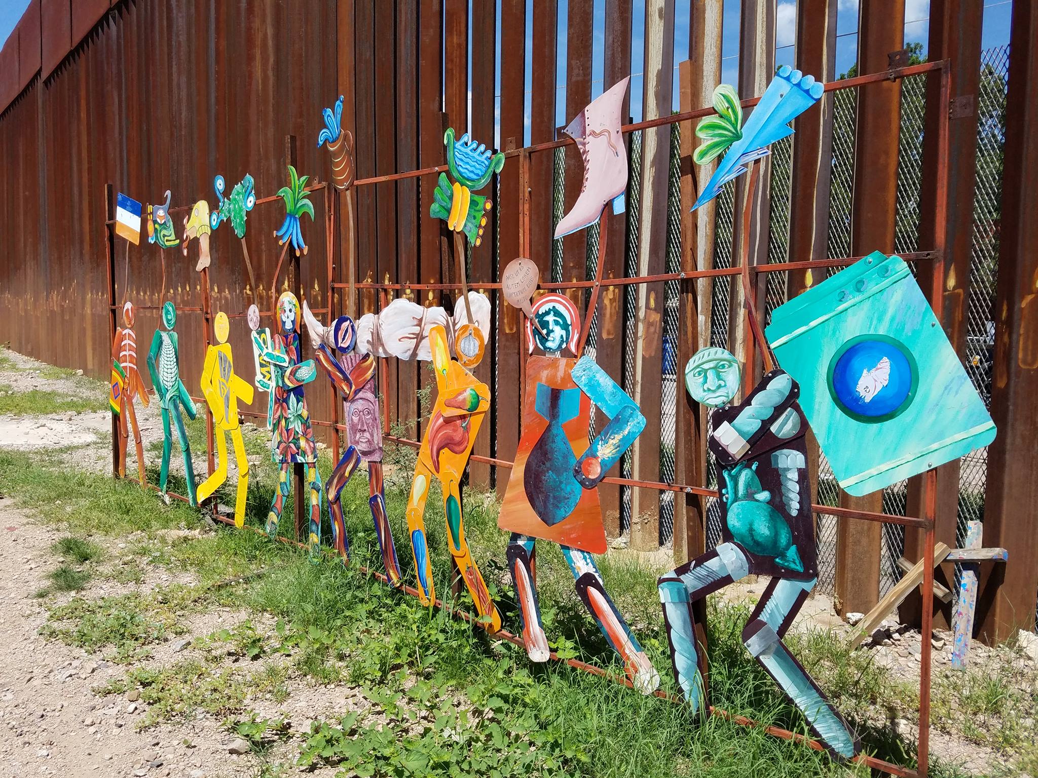 art installation at border photo by rebecca d.jpg