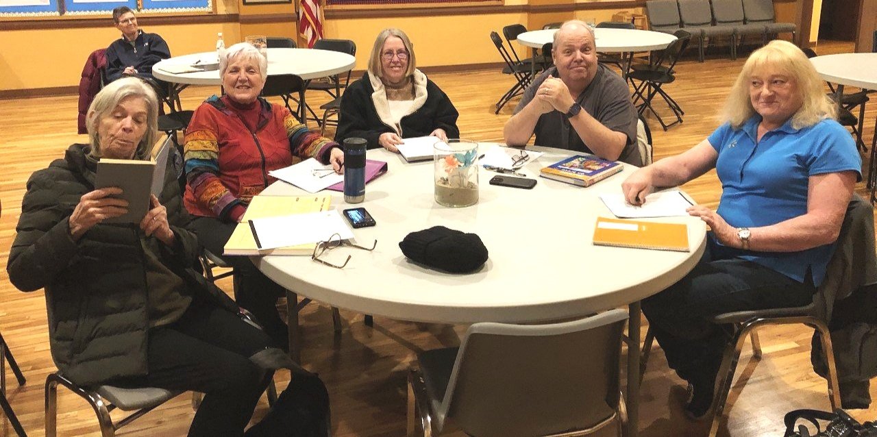 Learning Spanish to welcome new members at First Congregational Church of Prescott