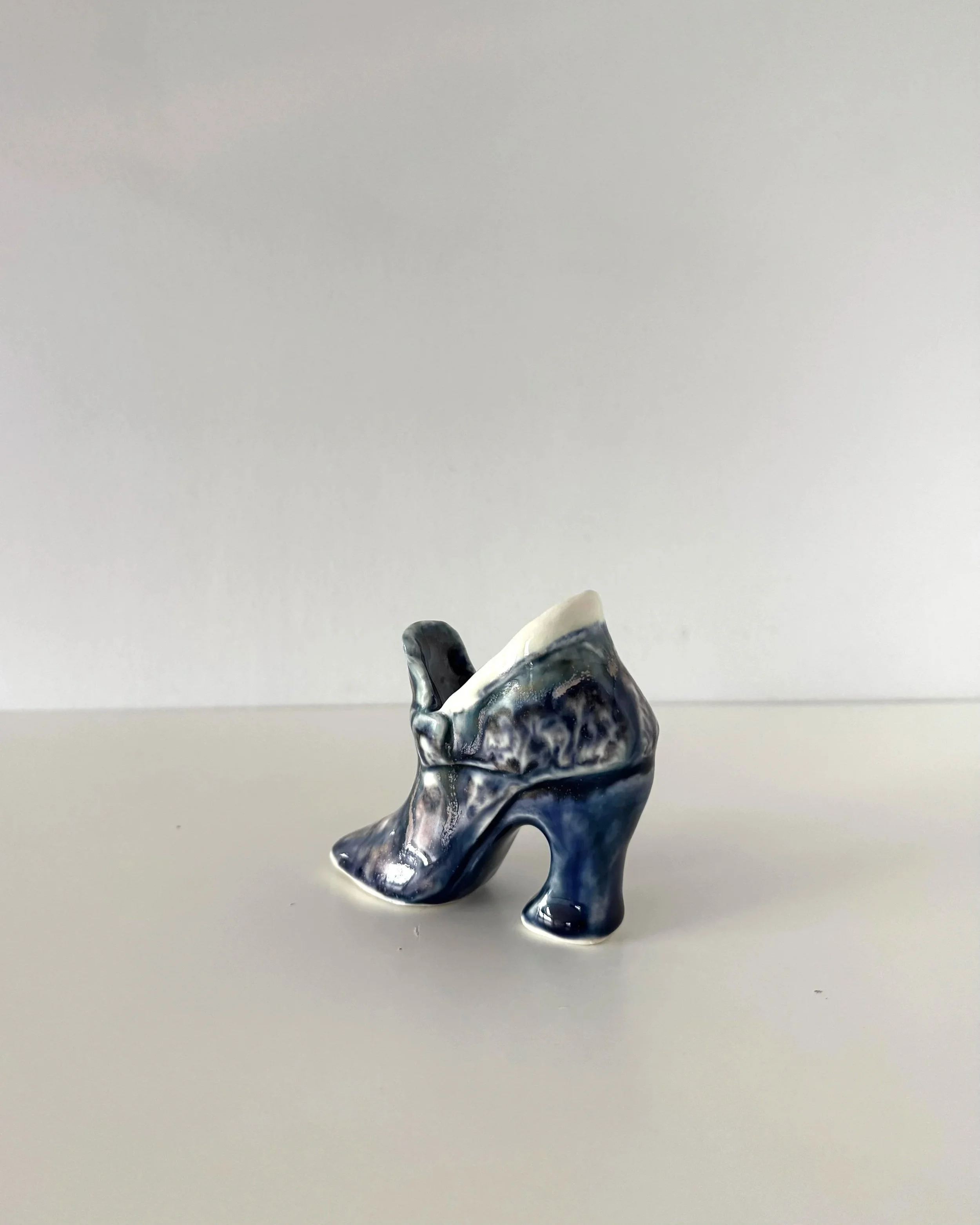 Shoe_2025_3.jpg