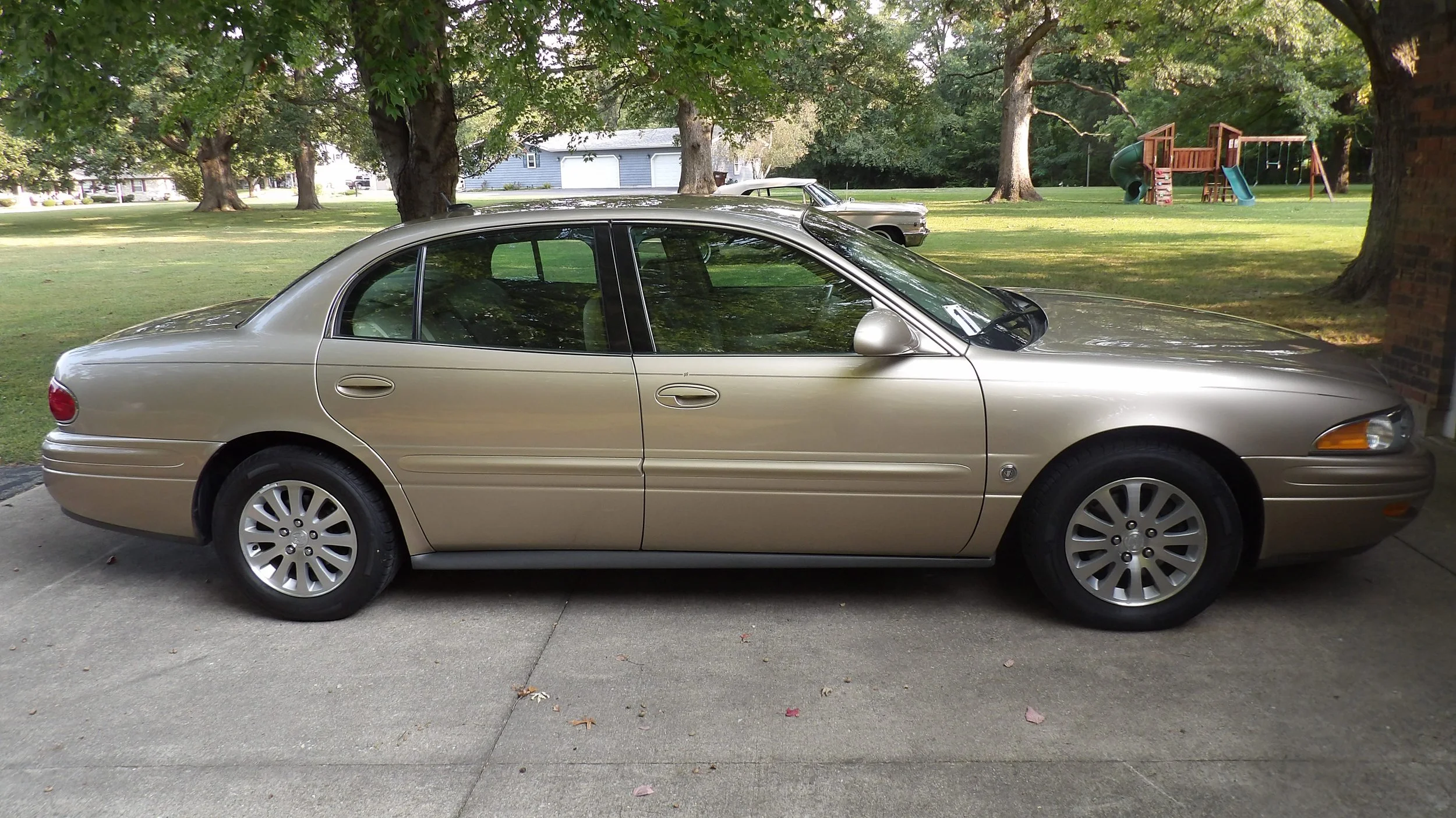 ONLINE-ONLY AUCTION!!! Norene Dixon Estate