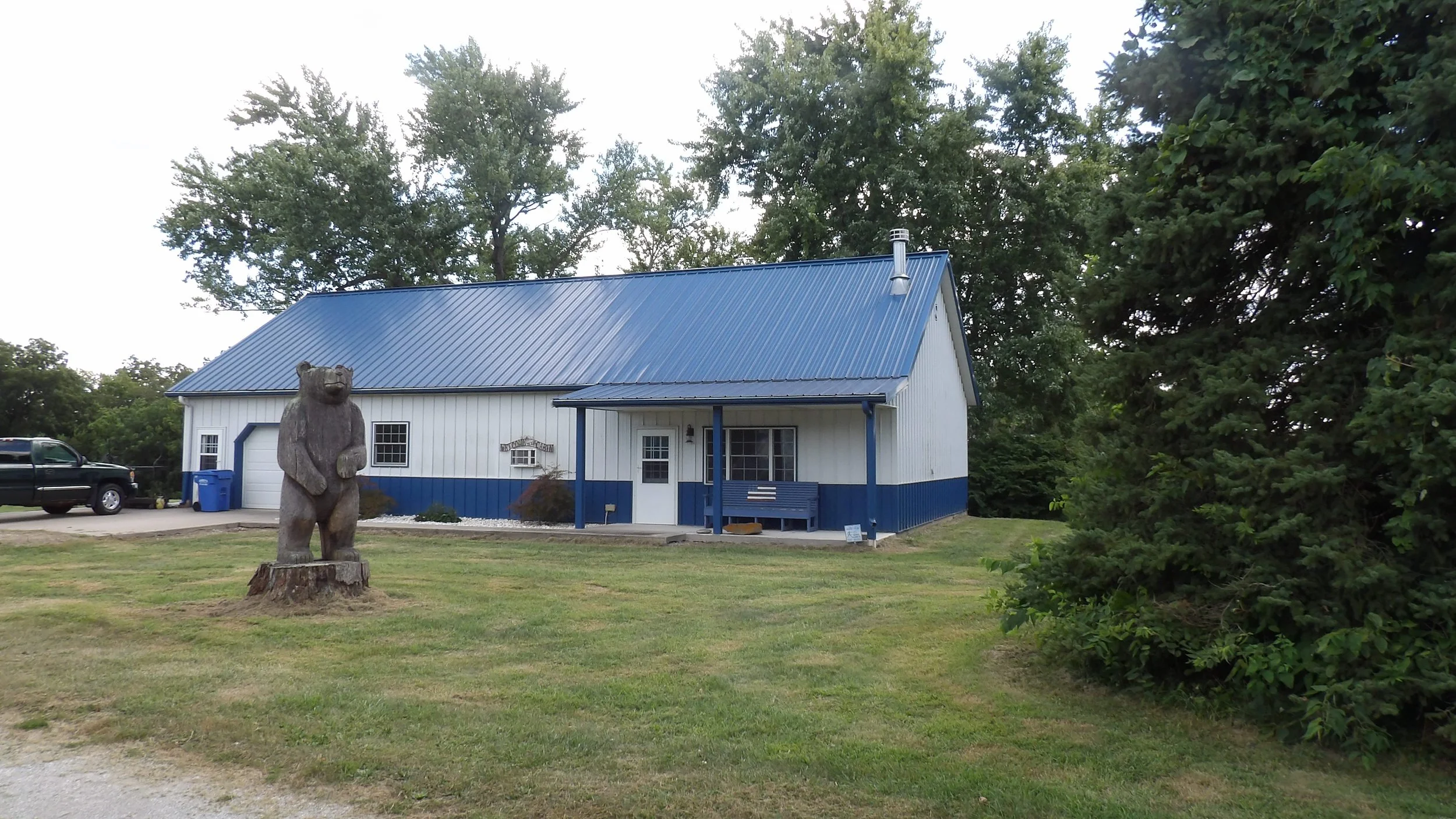 ONLINE-ONLY AUCTION!!! Charles Flexter Real Estate