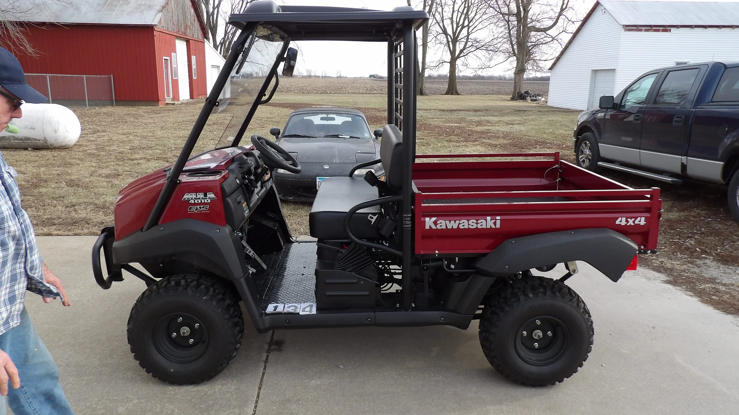 ONLINE-ONLY AUCTION!!! Donna Tucker Estate