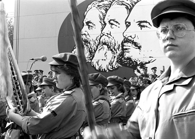 9_1st-of-May-Parade-East-Berlin_GDR.jpg