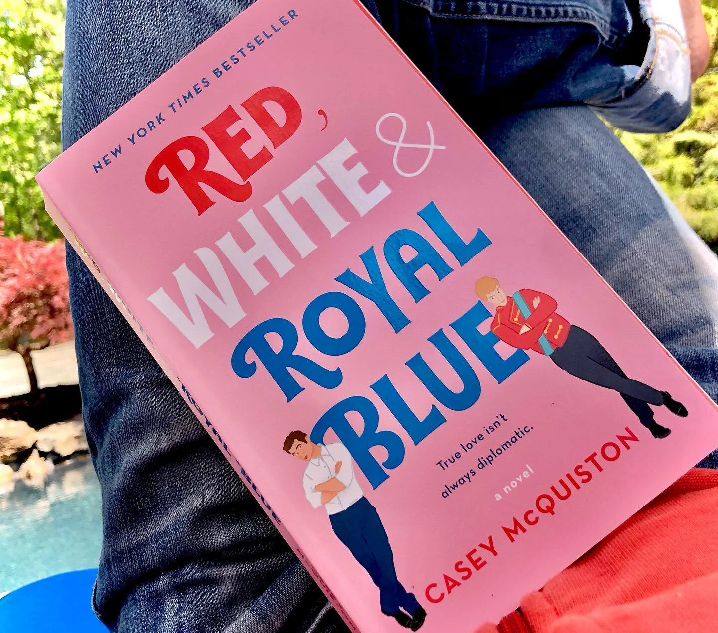Great Summer read: Red, White &amp; Royal Blue ❤️🤍💙 - #lgbtq, #redwhiteandroyalblue, #amustread, #summerreading, #newyorktimesbestseller, #caseymcquiston, #chezbrown, #bookstagram, #reading,
#moviecomingsoon, #pride, #pridemonth, #newyorkcity, #ham
