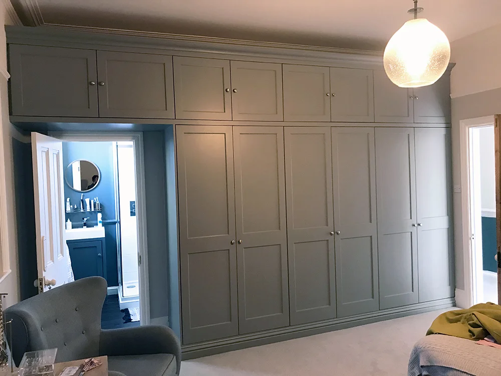 Built in wardrobes gorey deals