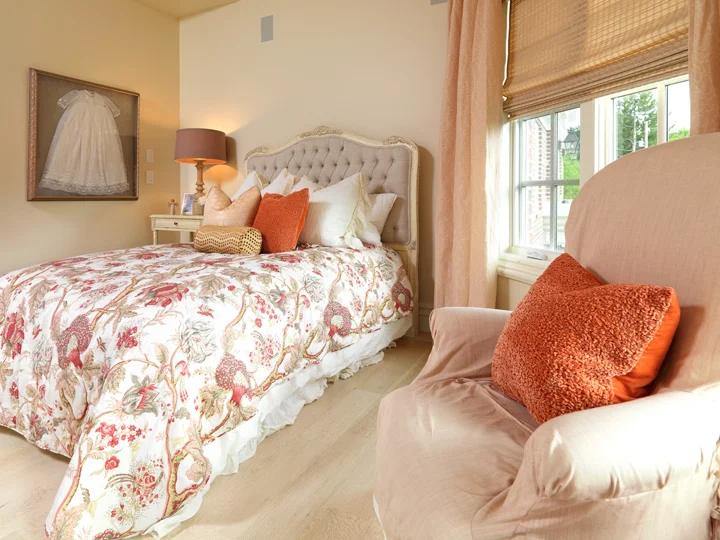 Bedroom sm.jpg