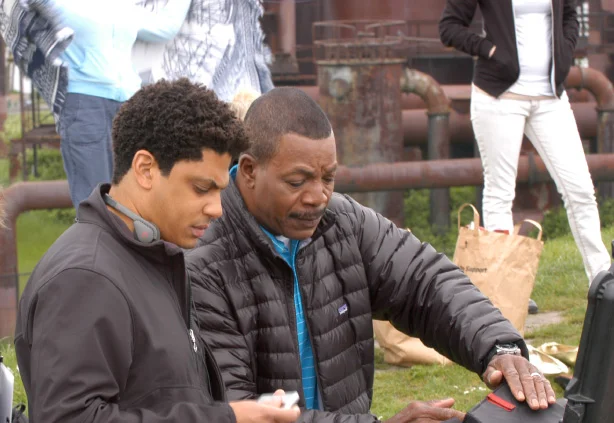 Gratuitous pic of Carl Weathers and I. Neither of us looks pleased with the shot.