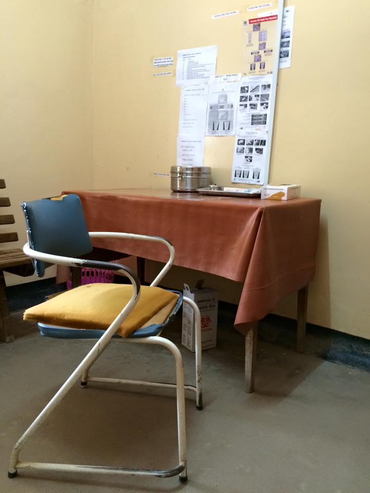 A clinic vaccination room. (Laura Payton)