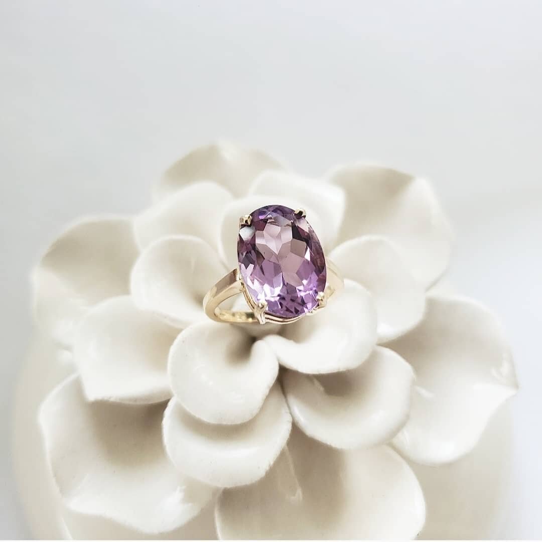 Makeover time: this light amethyst looks so much dreamier in it's new yellow gold setting! Swipe to see the old ring!