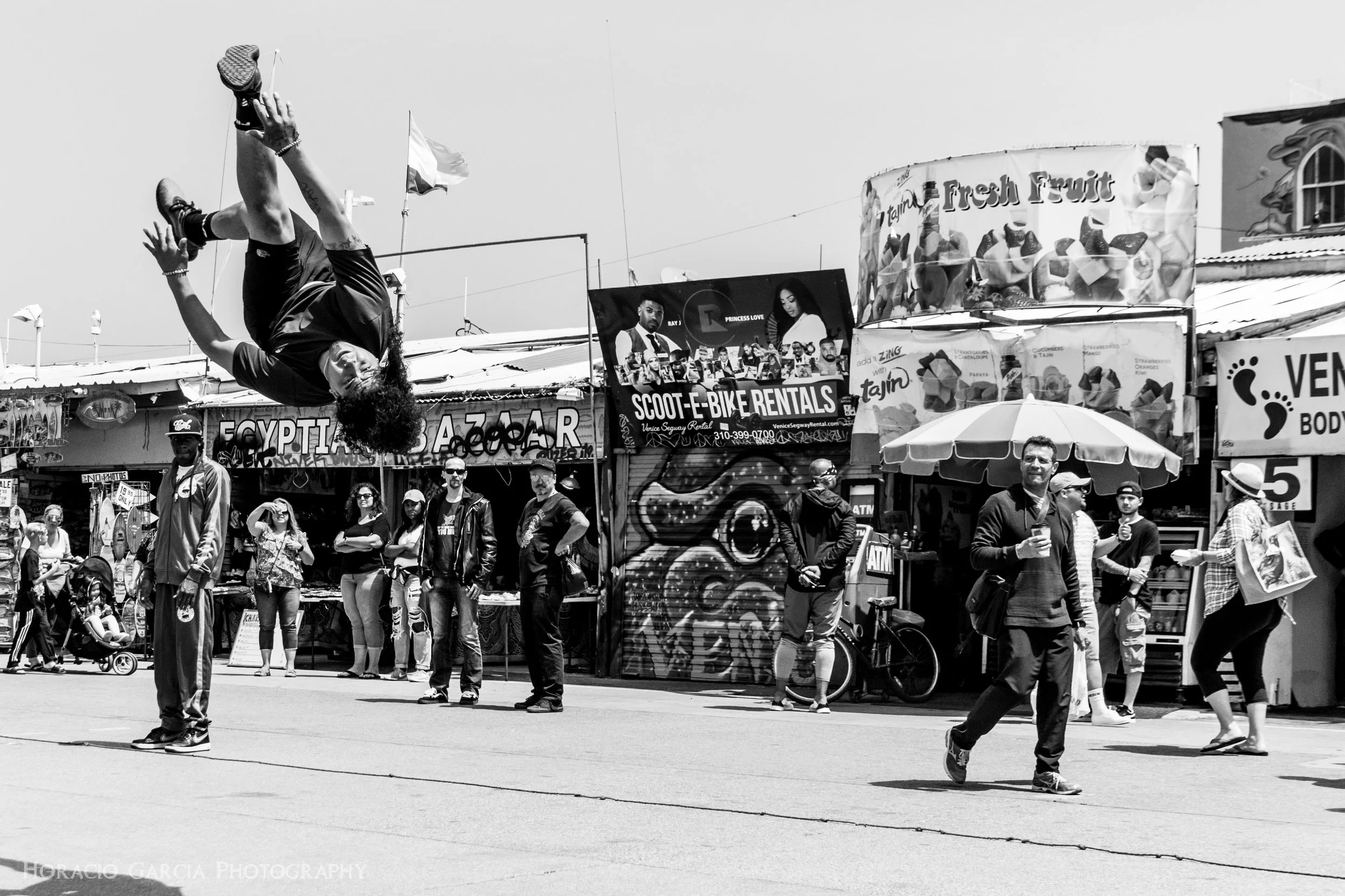 “The Puerto Rican Ninja” Sammy Vasquez from the group Calypso Tumblers at Venice Beach