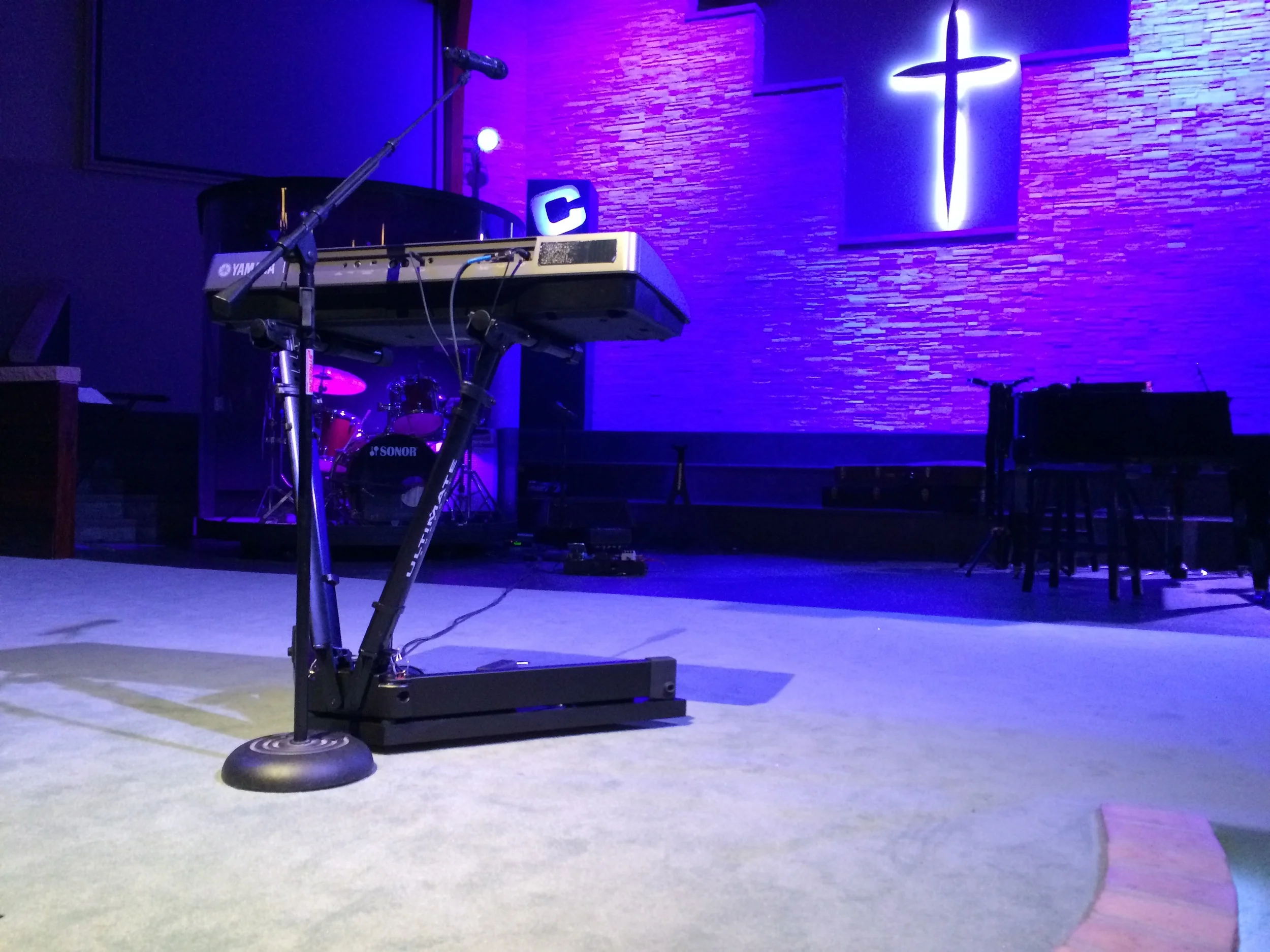 Custom designed rolling keyboard stand