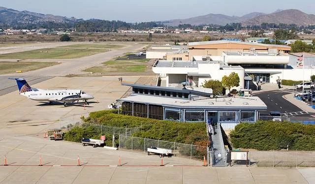 Airport Shuttle - Elegant Image Limousine