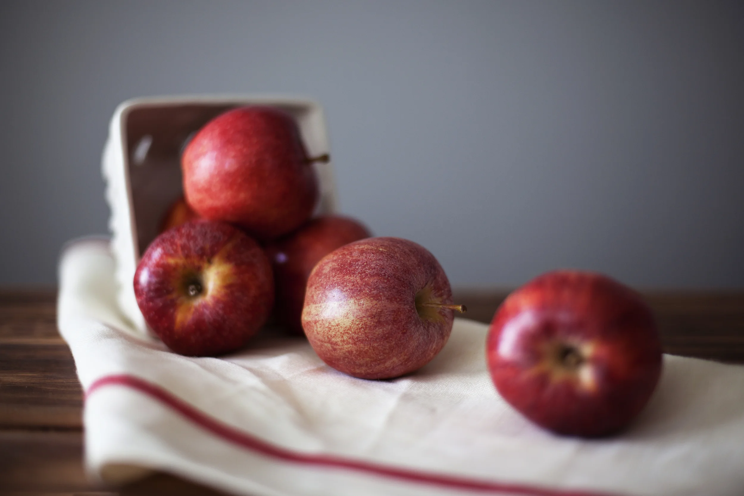 walnut apple crisp i.jpg