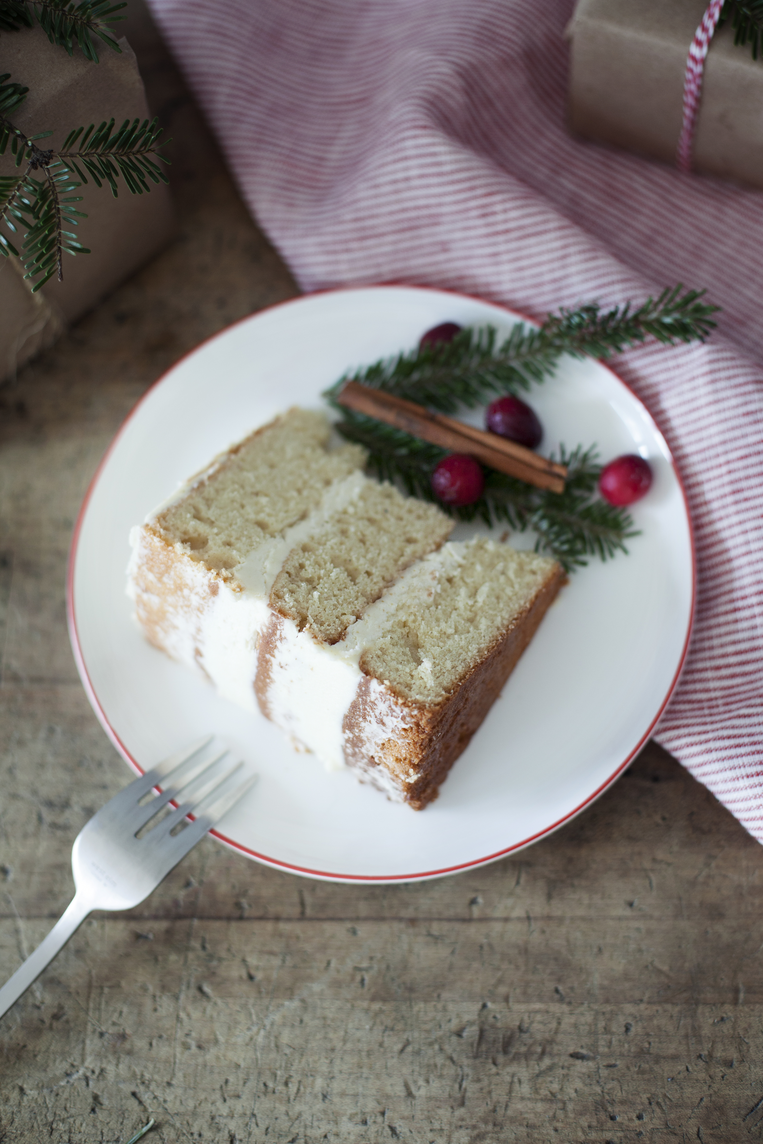 egg nog cake vii.jpg