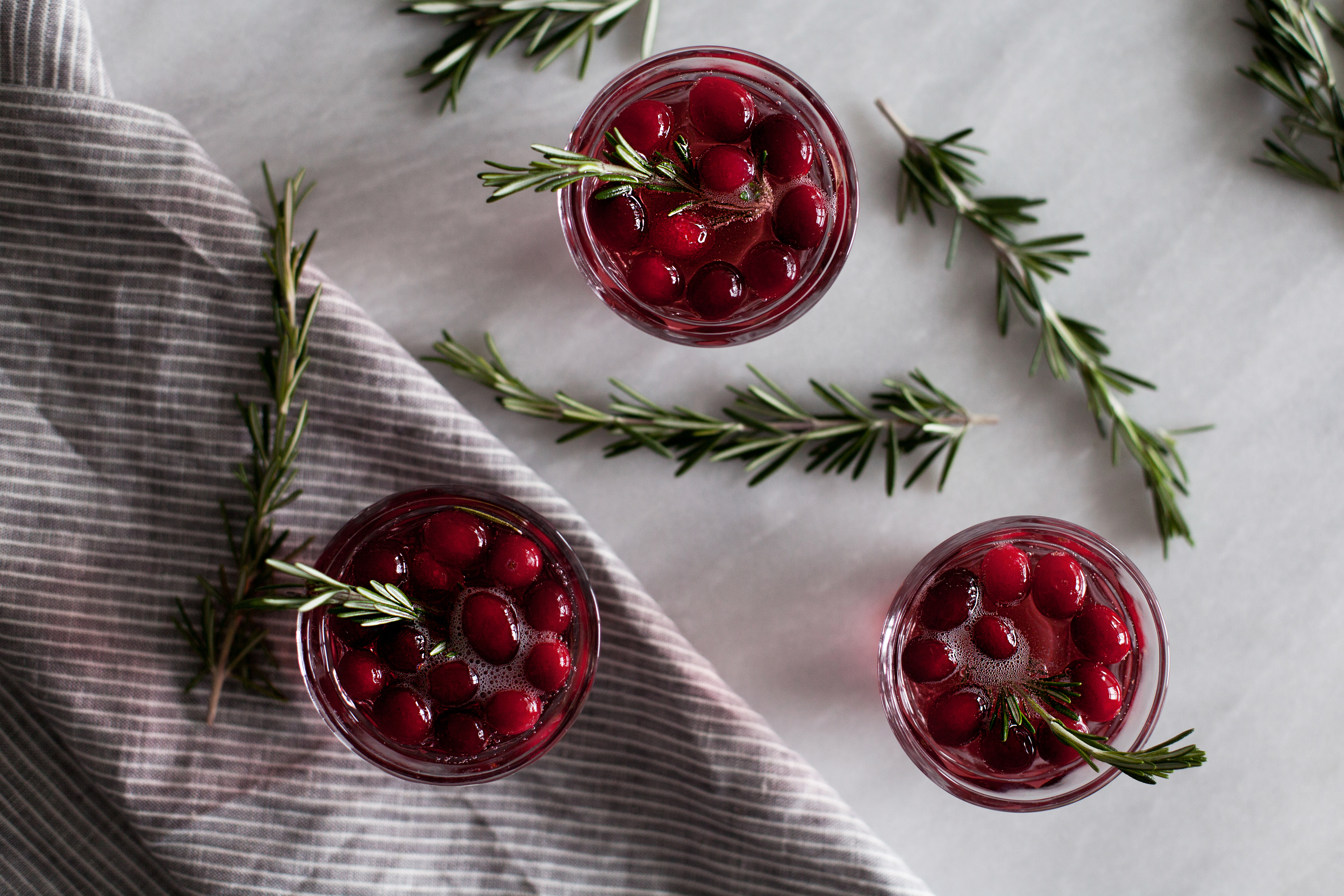 cranberry rosemary drink vi.jpg