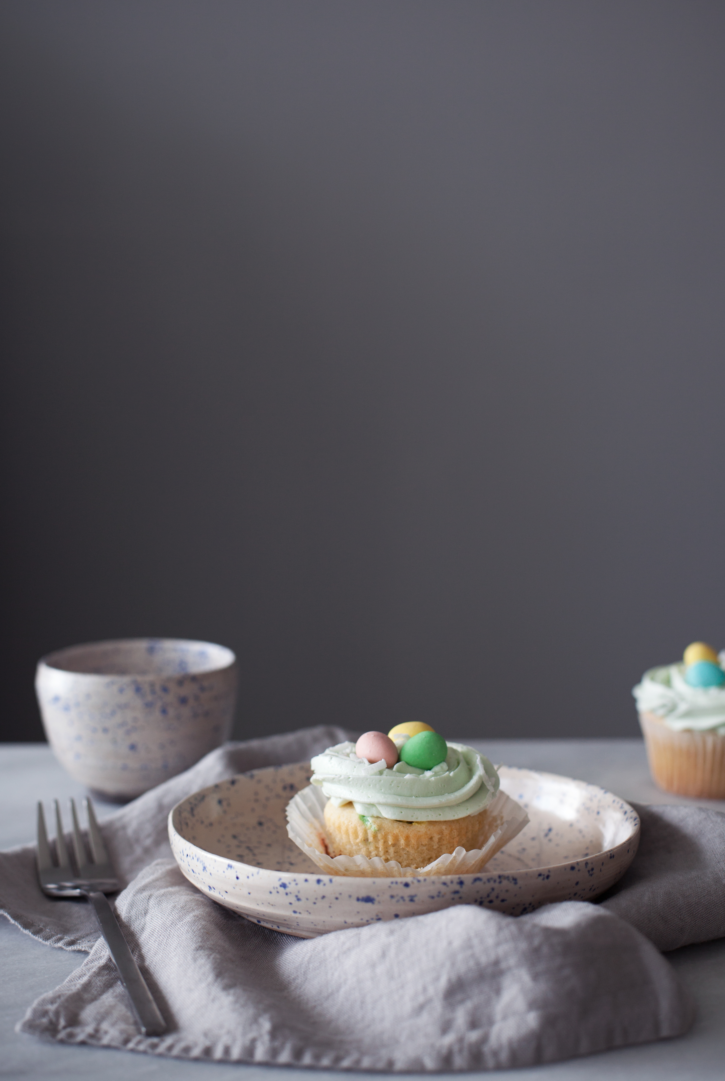 mini egg cupcakes iii.jpg