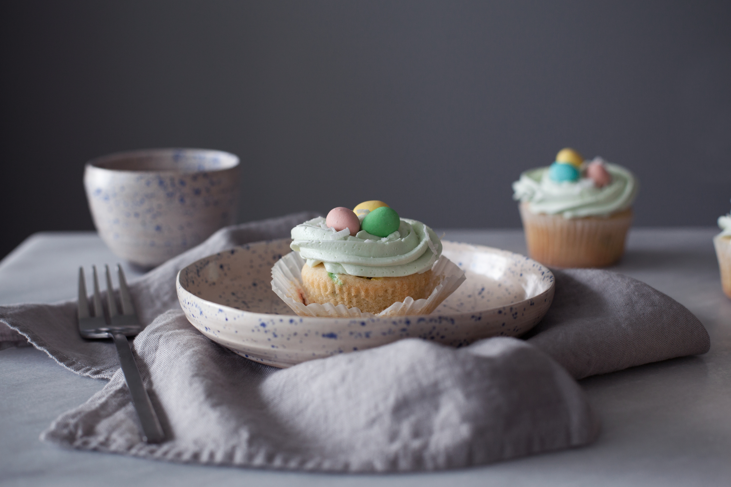 mini egg cupcakes vii.jpg
