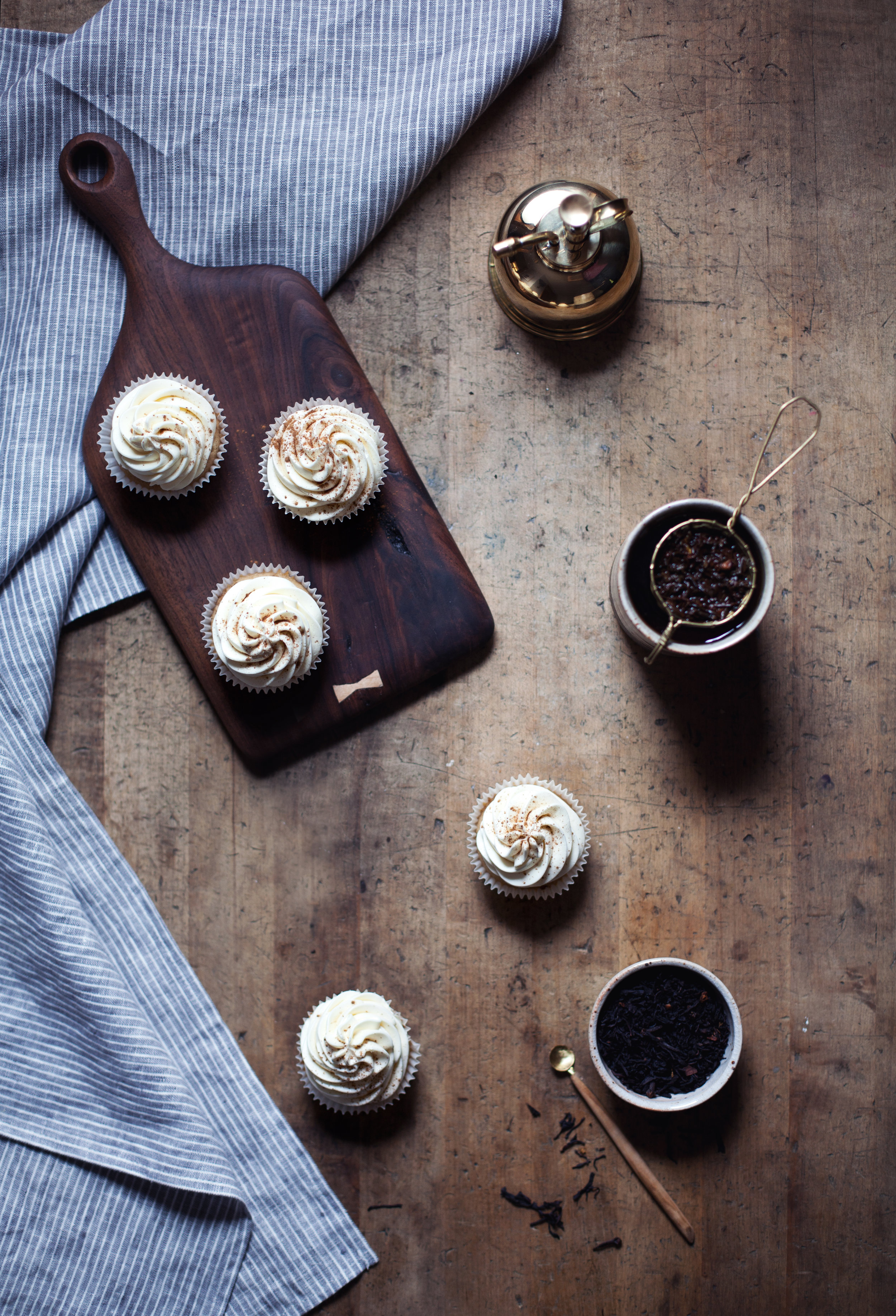 chai tea latte cupcakes xii.jpg