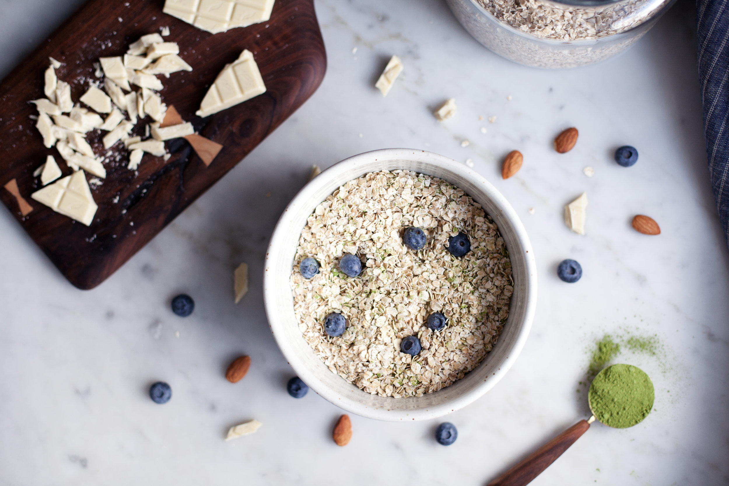 matcha & blueberry granola bars ii.jpg