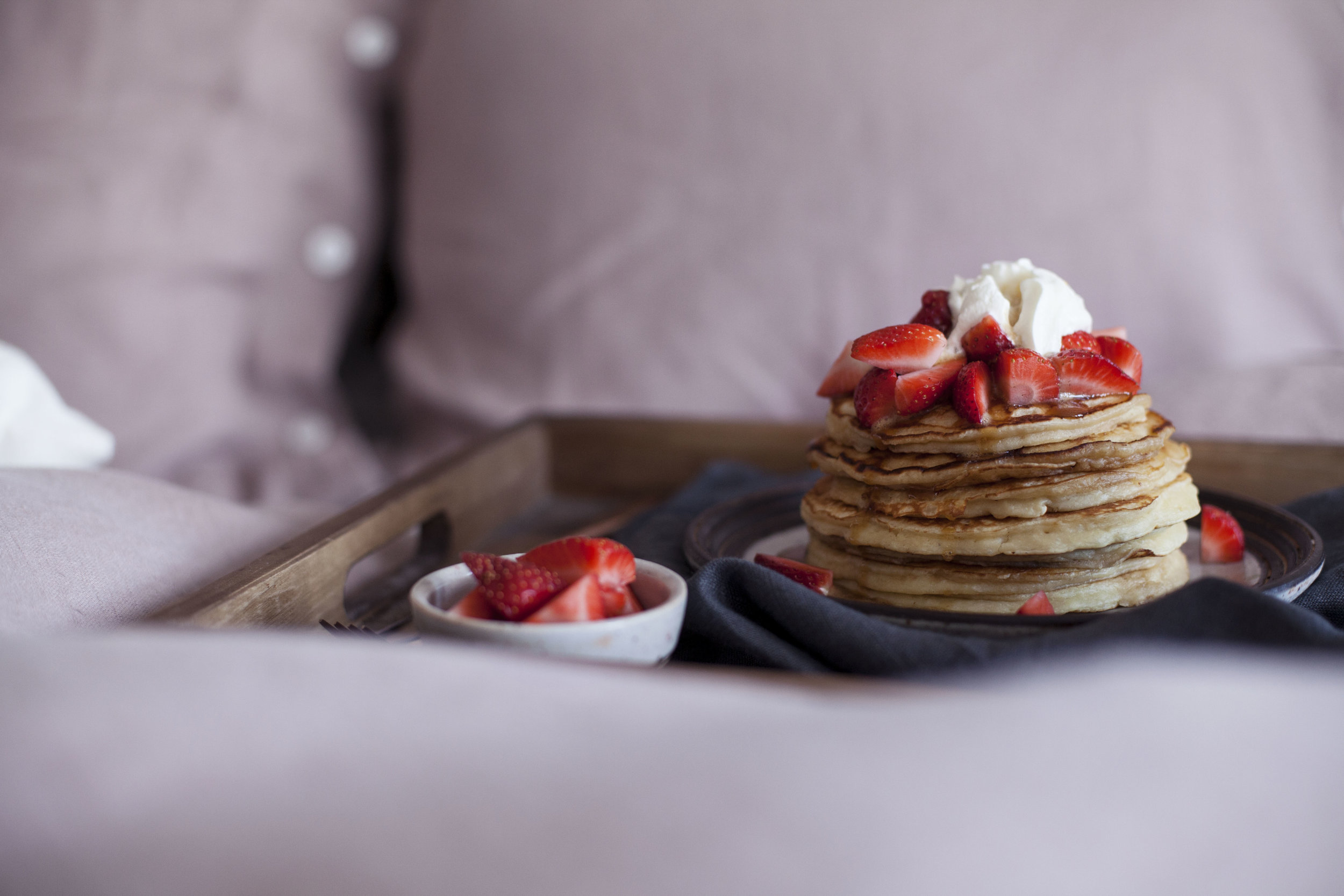 strawberry cheesecake pancakes vii.jpg