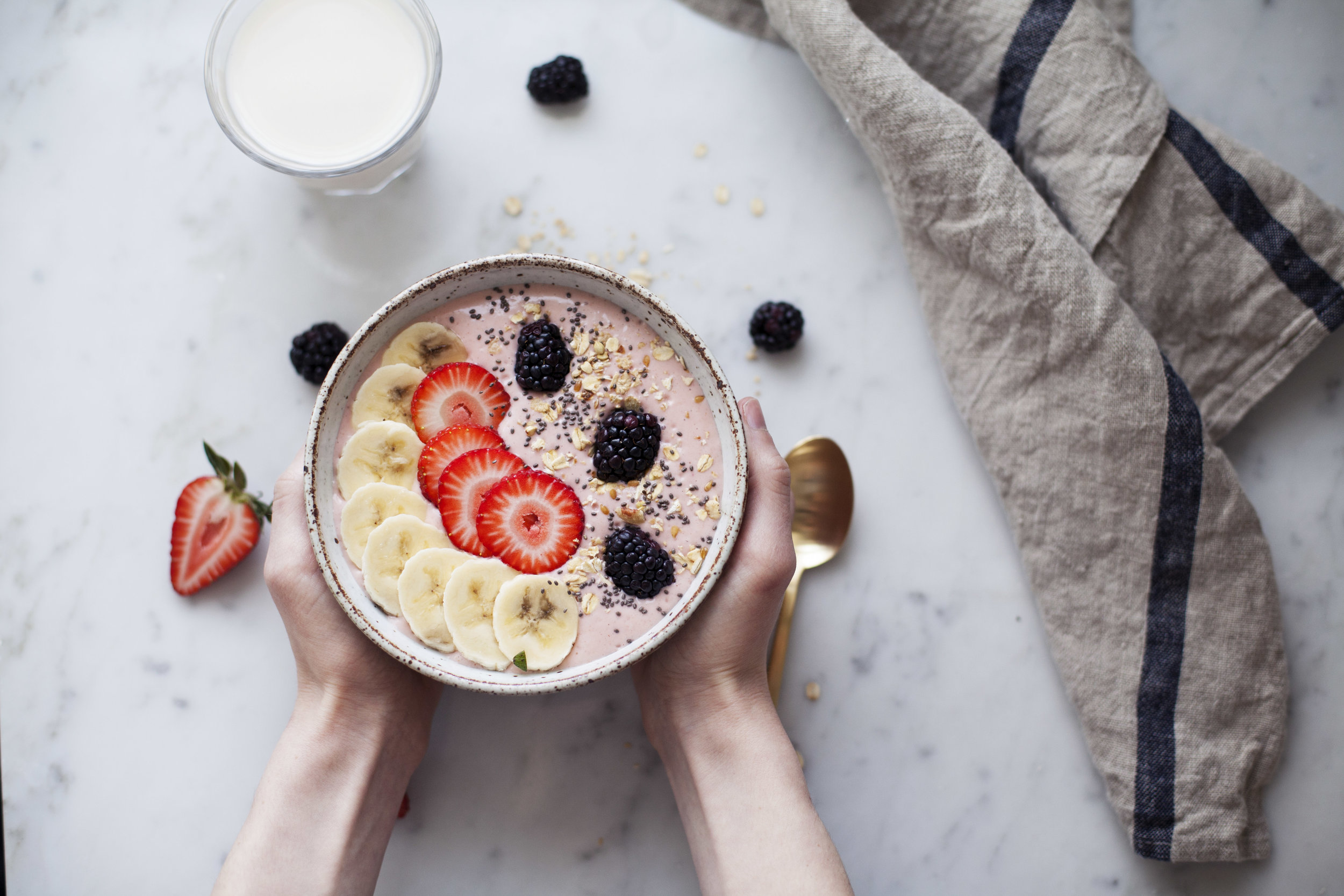 strawberry banana smoothie bowl xiv.jpg