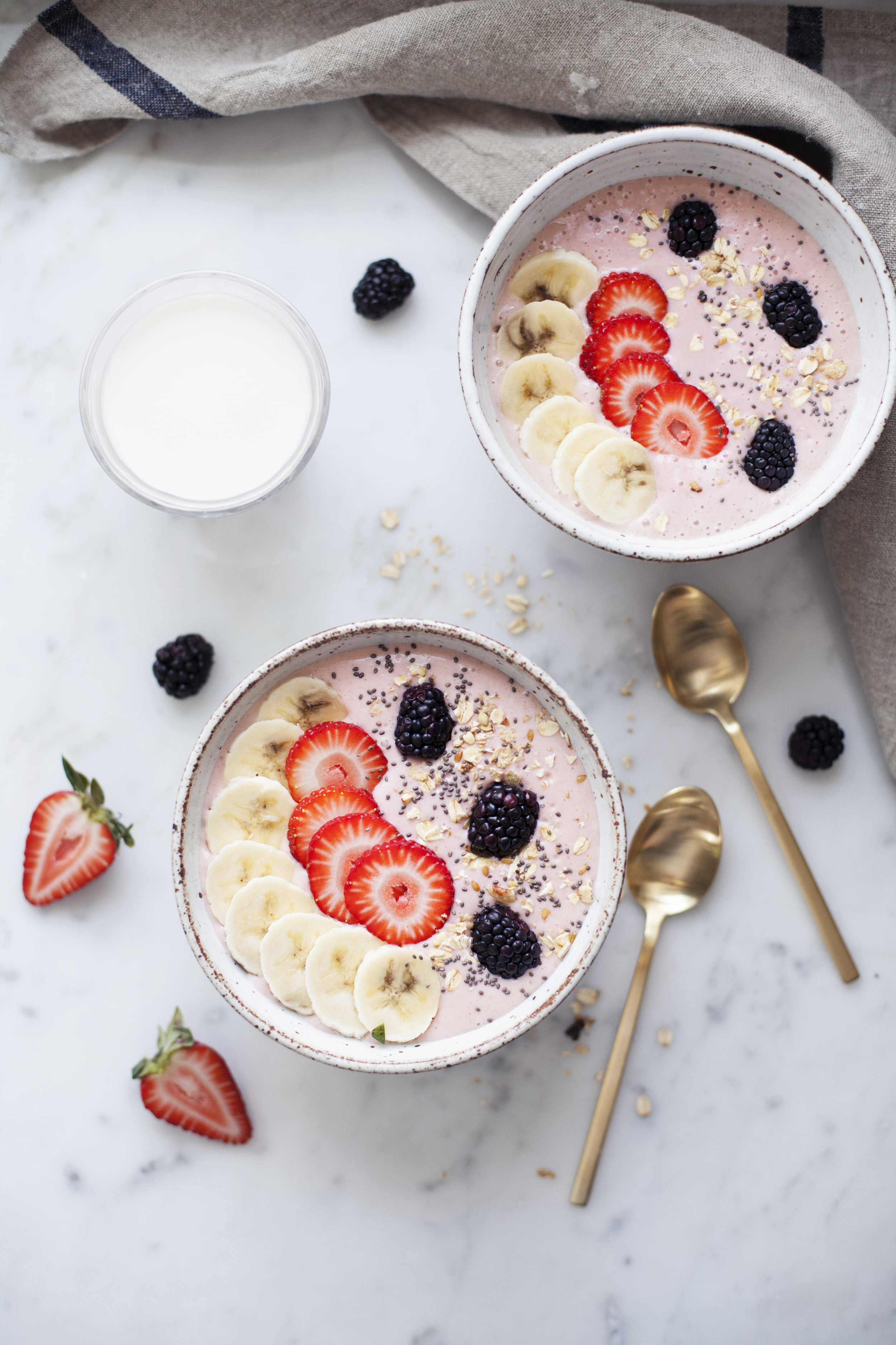 strawberry banana smoothie bowl viii.jpg