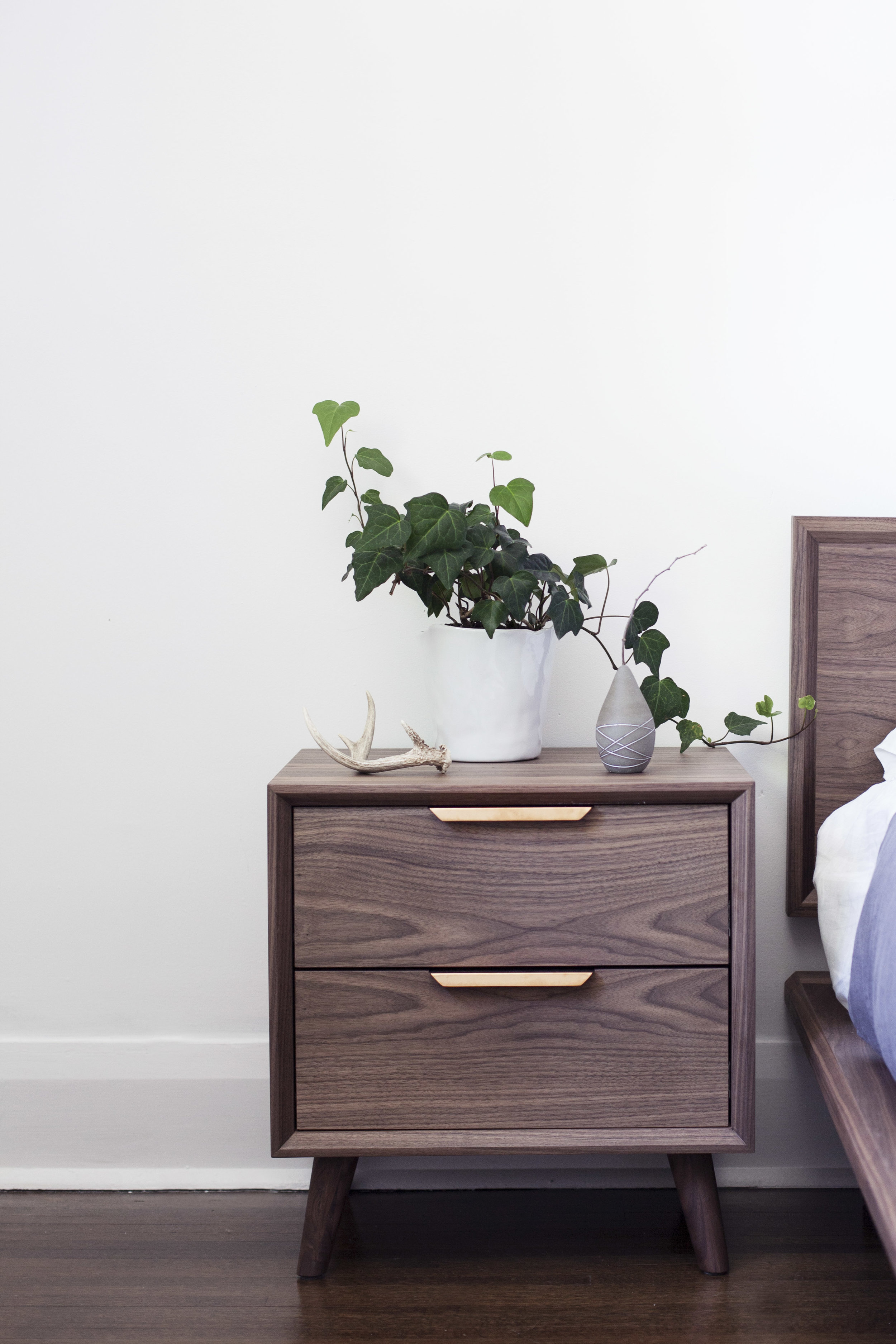 monochromatic bedroom 6.jpg