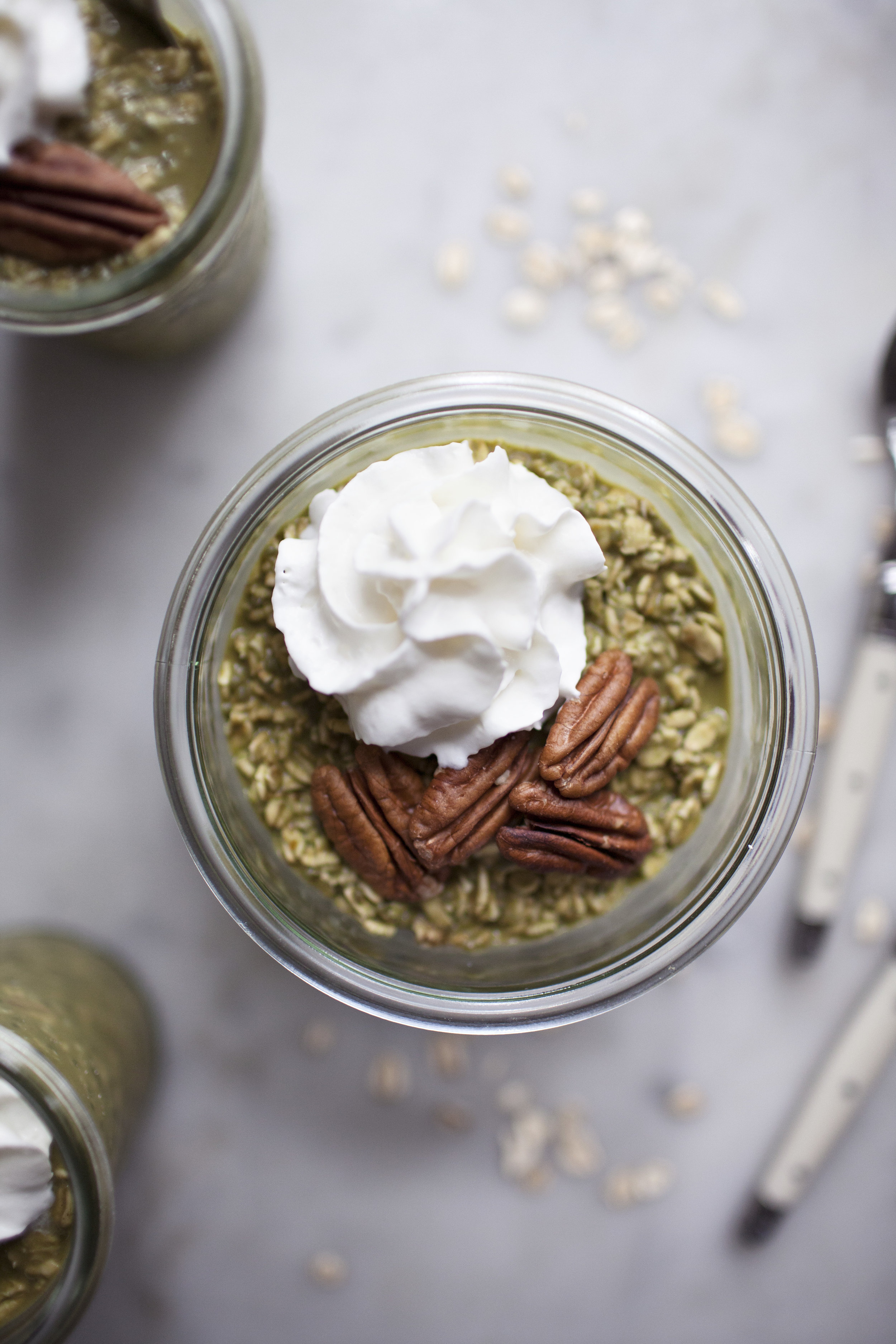 matcha pumpkin pie oats v.jpg