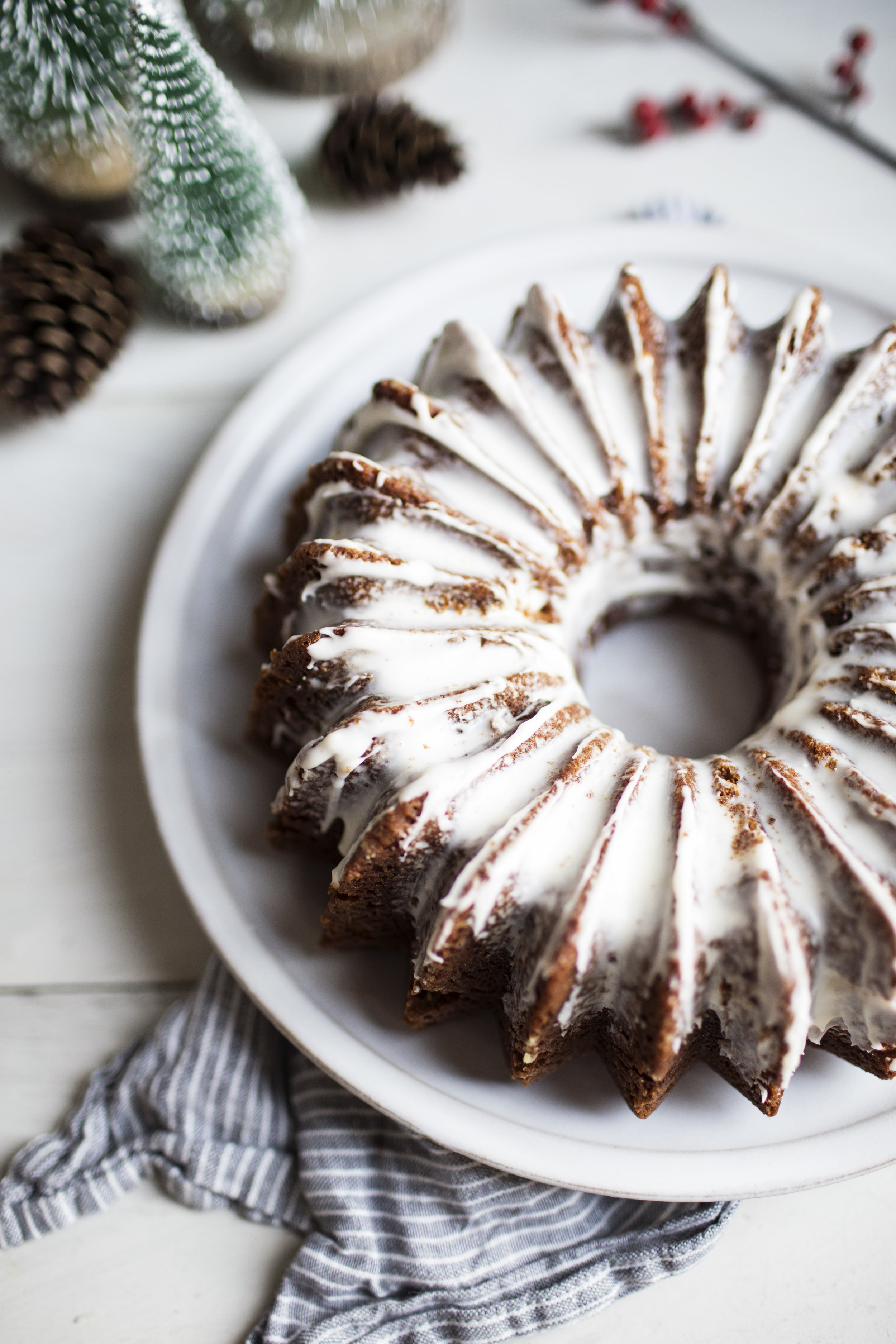 gingerbread bundt cake viii.jpg