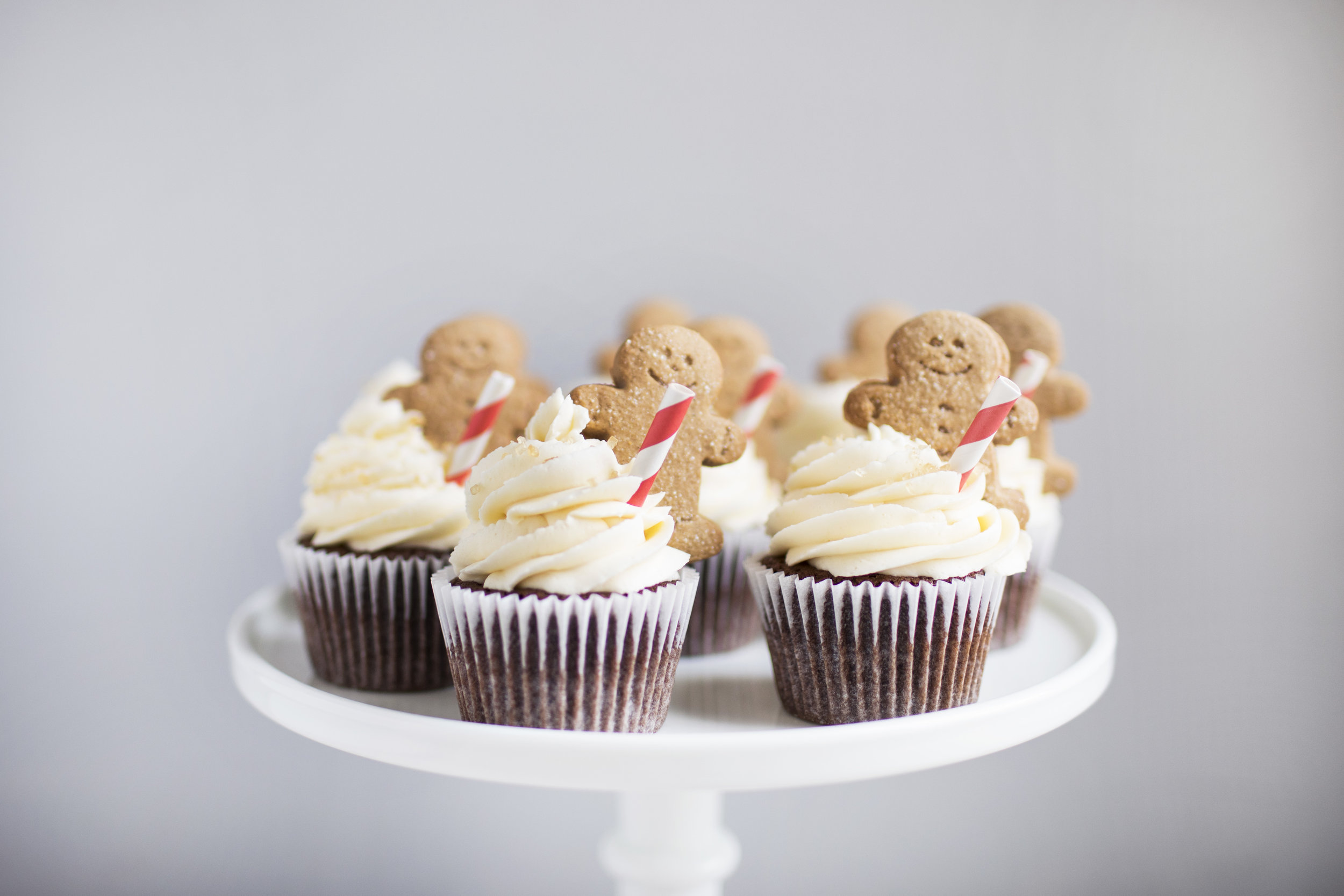 gingerbread mocha cupccakes viiii.jpg