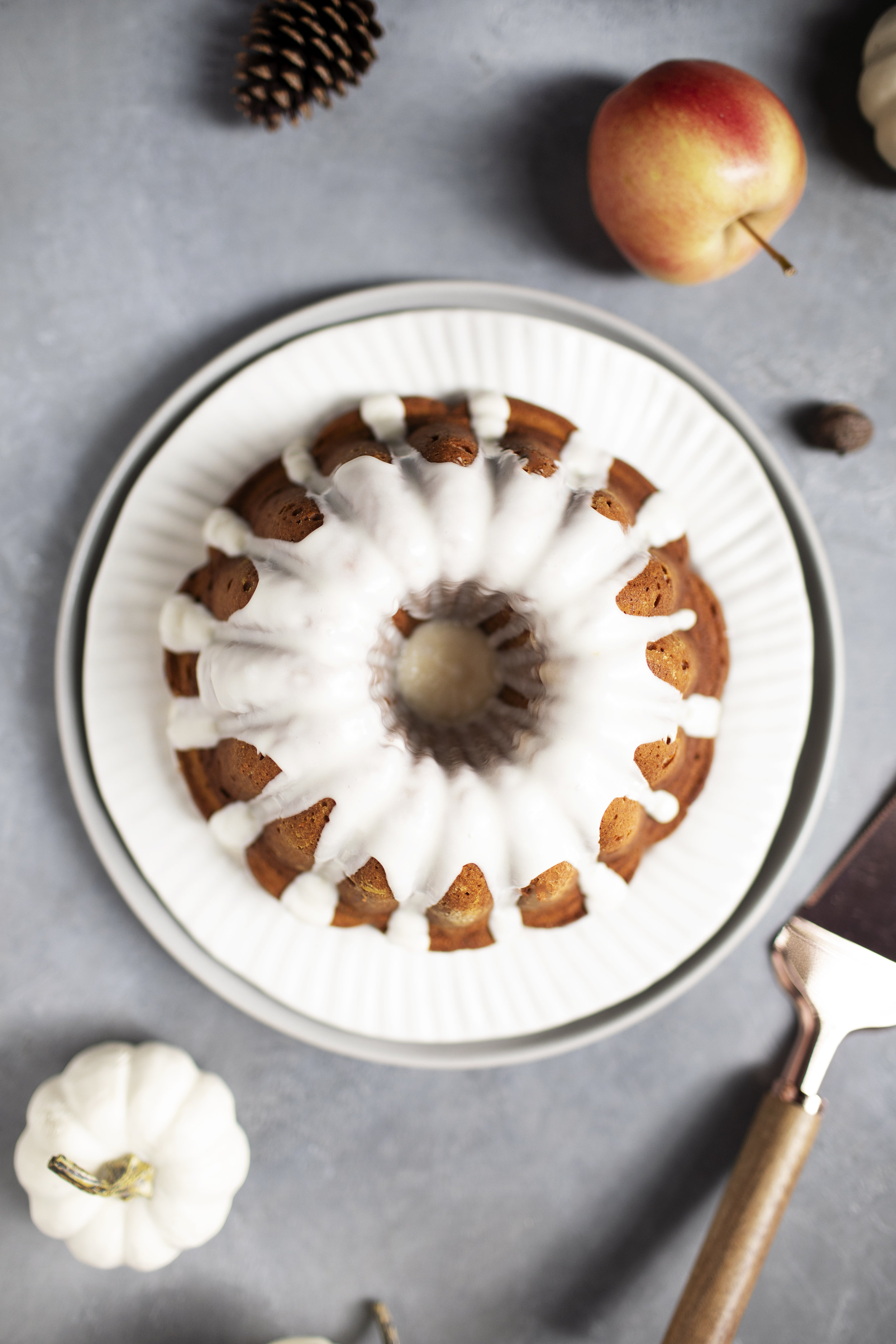 pumpkin cider bundt cake vi.jpg