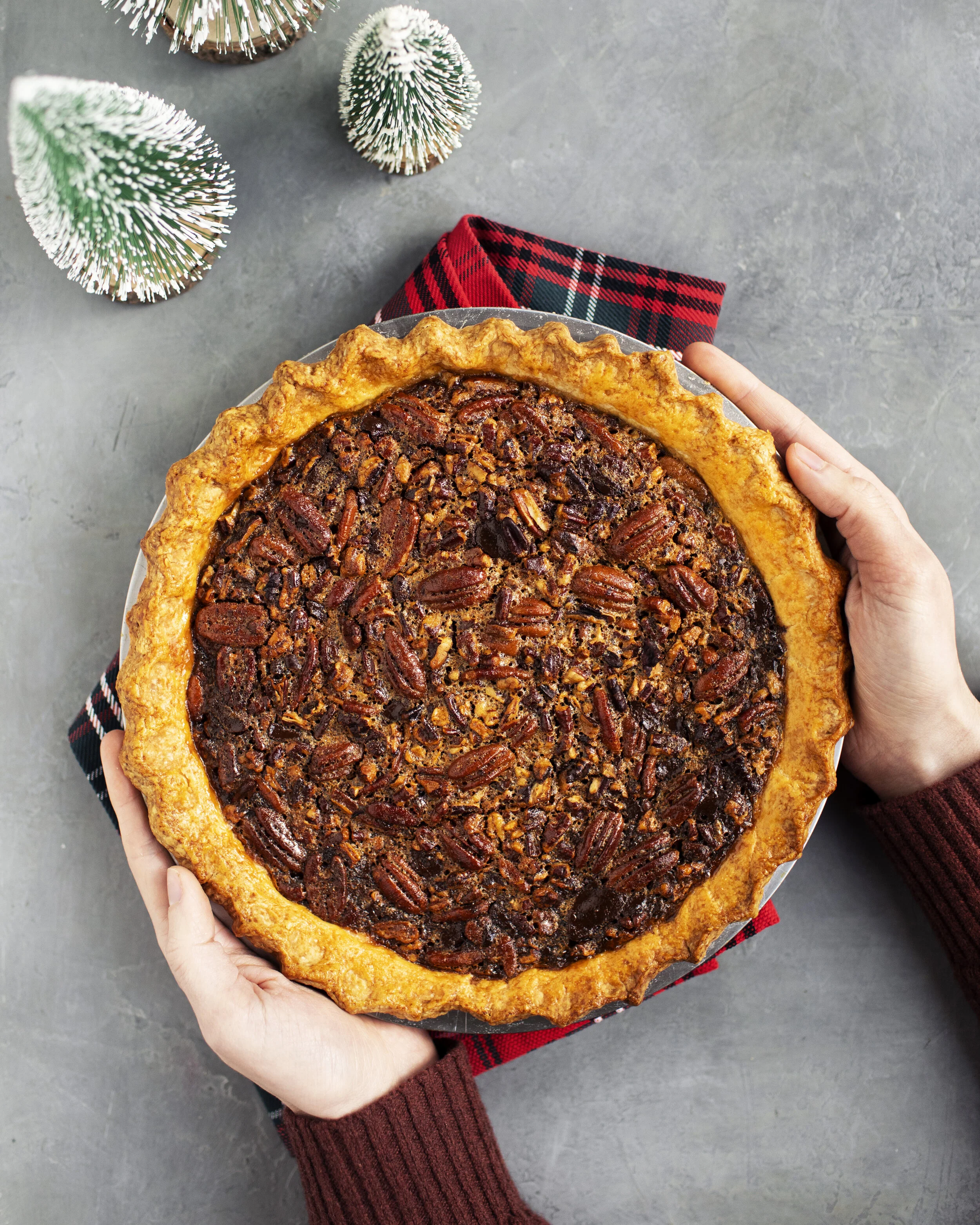 chocolate pecan pie iv.jpg