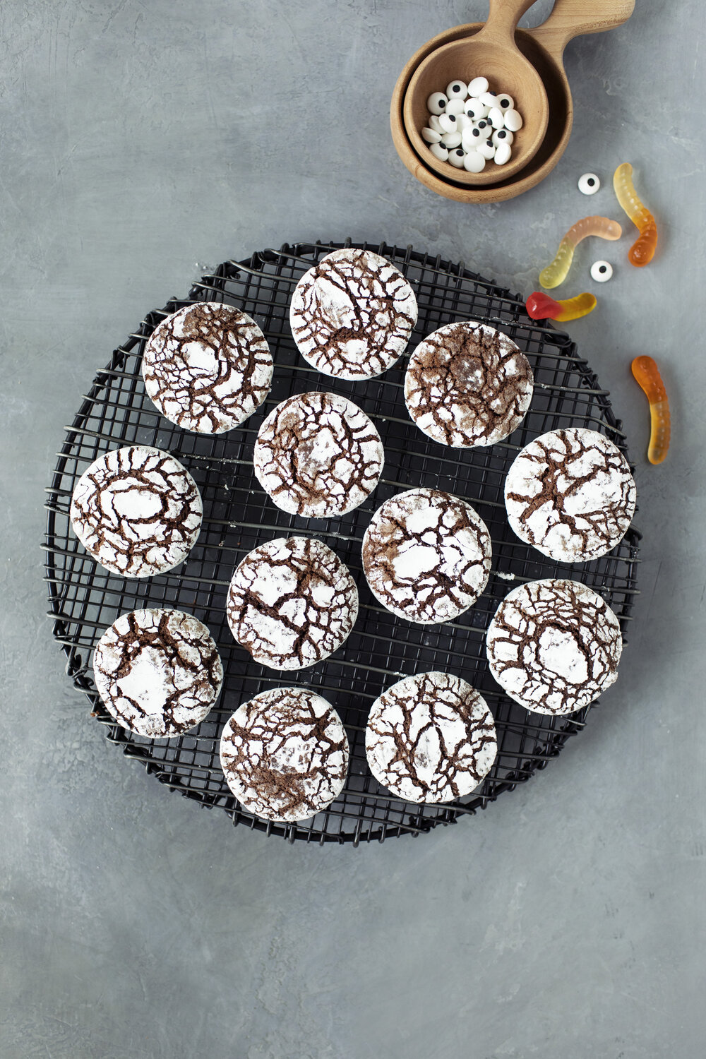 mummy crinkle cookies iii.jpg