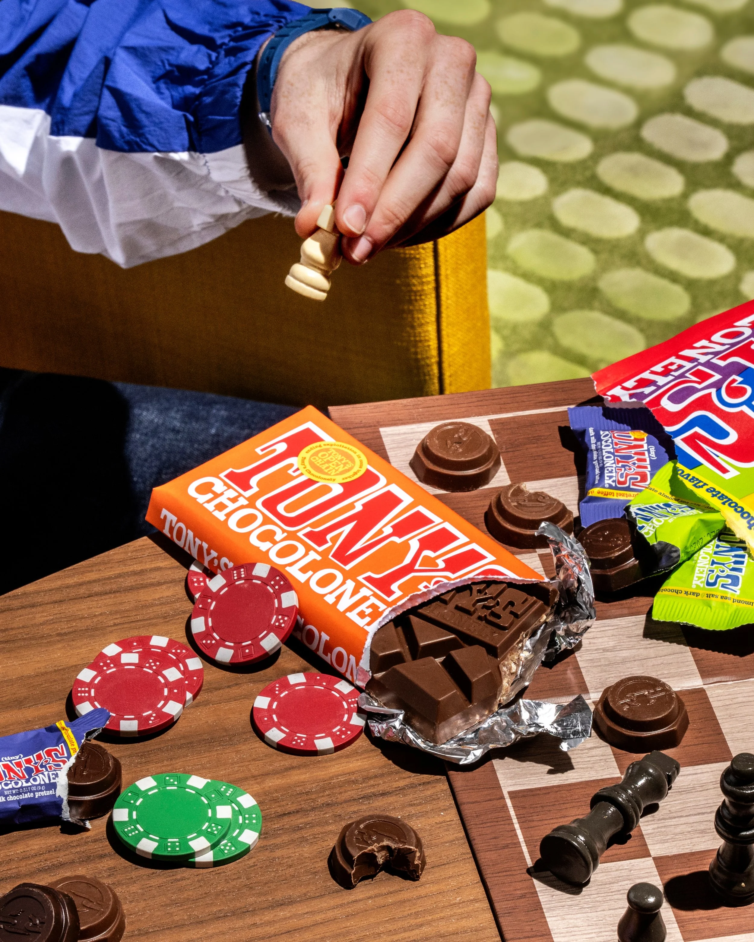 GAMENIGHT_BRYSON_MILKCHOCOLATE_002-Crop.jpg